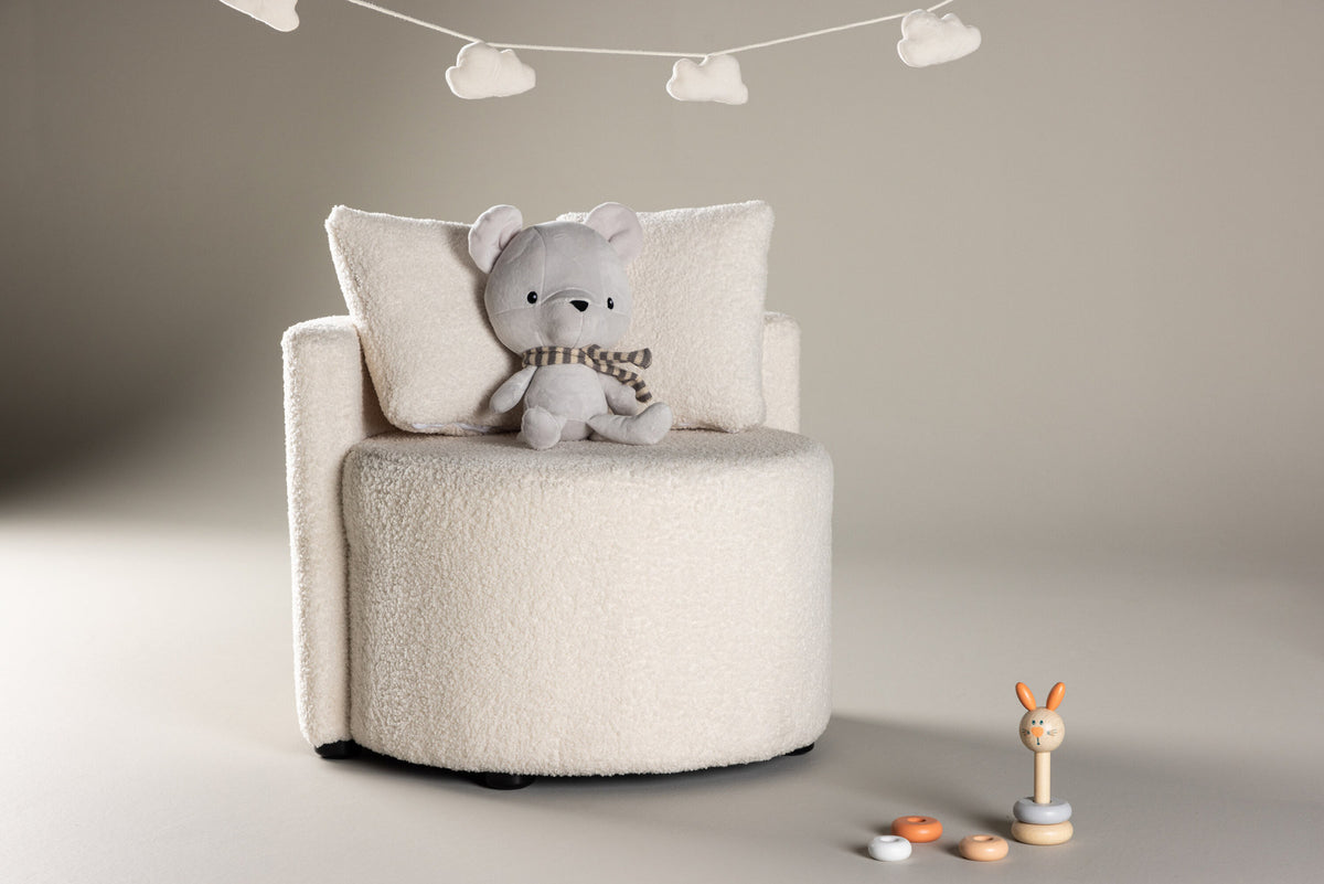 Kelso Kids Sofa in Weiss präsentiert im Onlineshop von KAQTU Design AG. Sofa ist von Venture Home