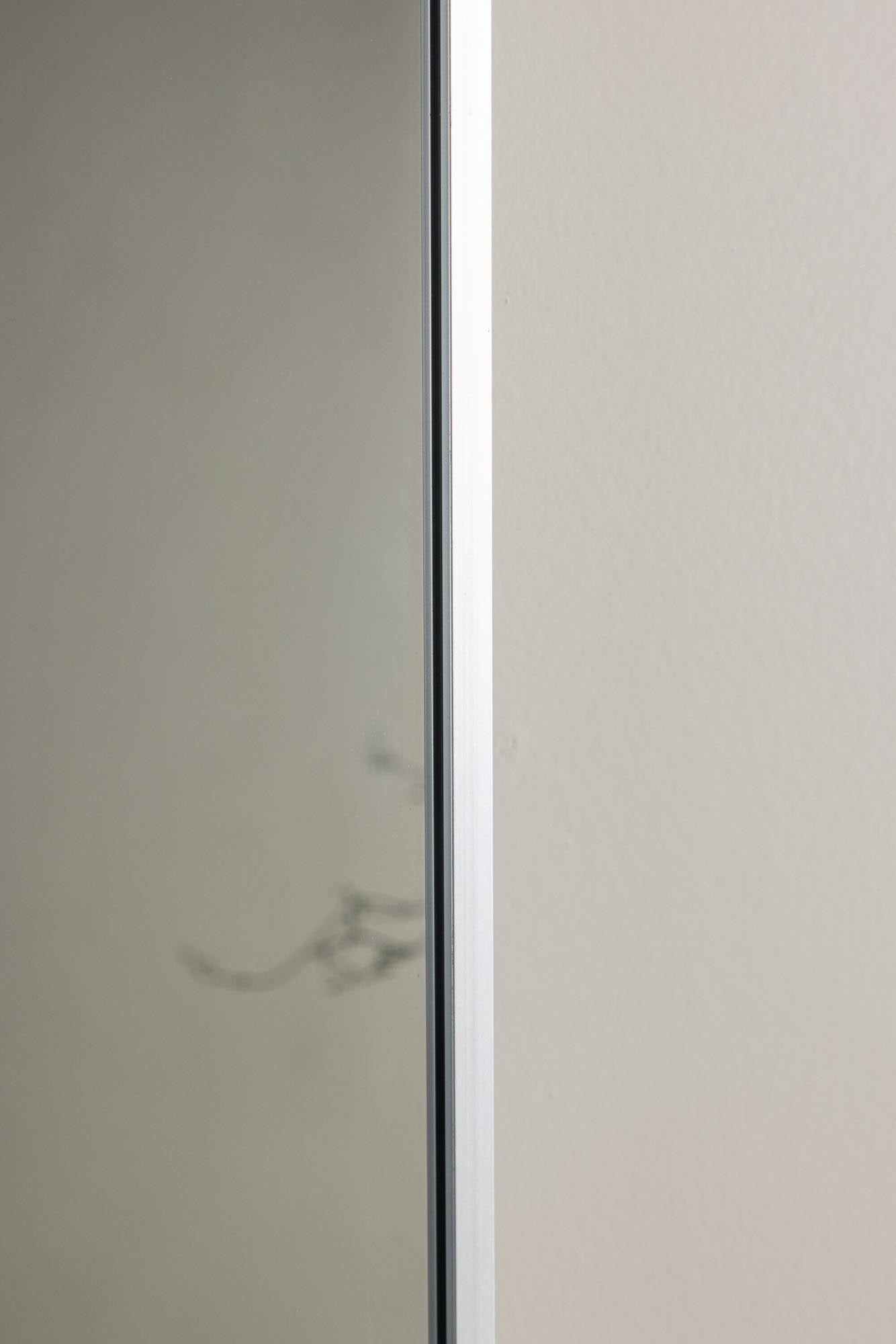 Orlando Mirror in Silber präsentiert im Onlineshop von KAQTU Design AG. Spiegel ist von Venture Home