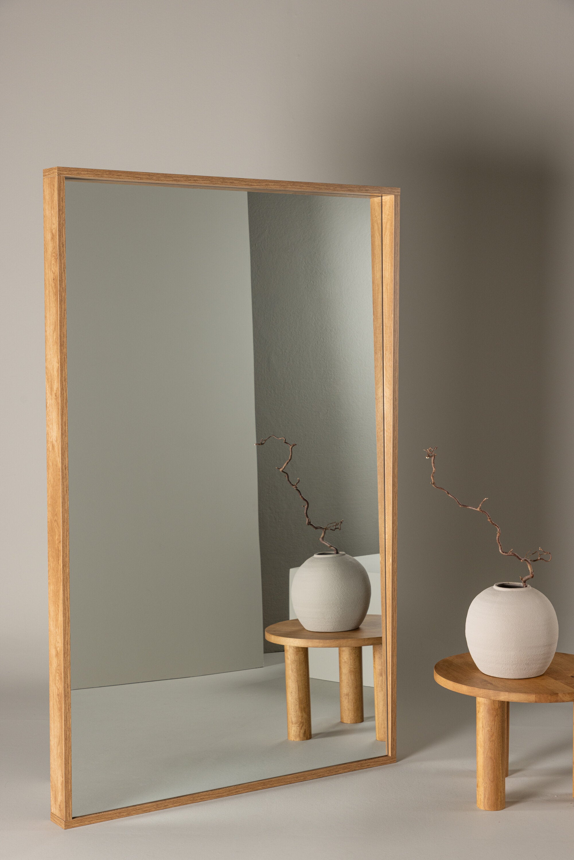 Nashville Spiegel in Natur präsentiert im Onlineshop von KAQTU Design AG. Spiegel ist von Venture Home