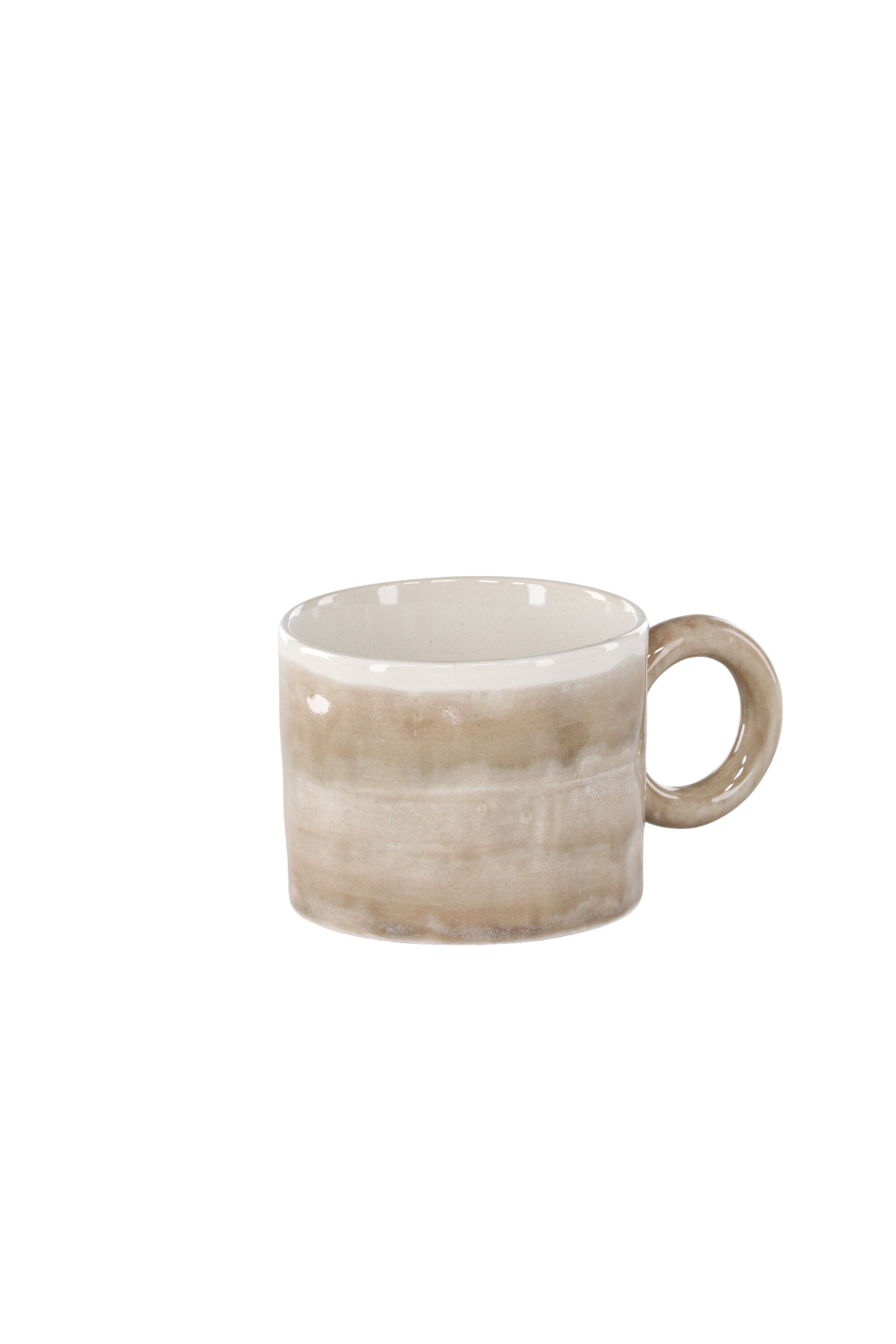 Jubie Kaffeetasse in Beige präsentiert im Onlineshop von KAQTU Design AG. Kaffeetassen ist von Venture Home