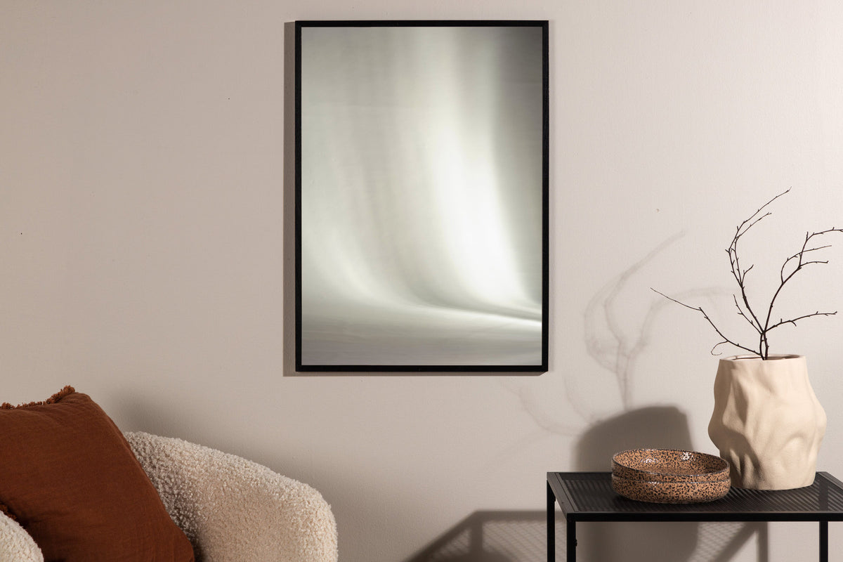 Light Poster in Beige präsentiert im Onlineshop von KAQTU Design AG. Bild ist von Venture Home