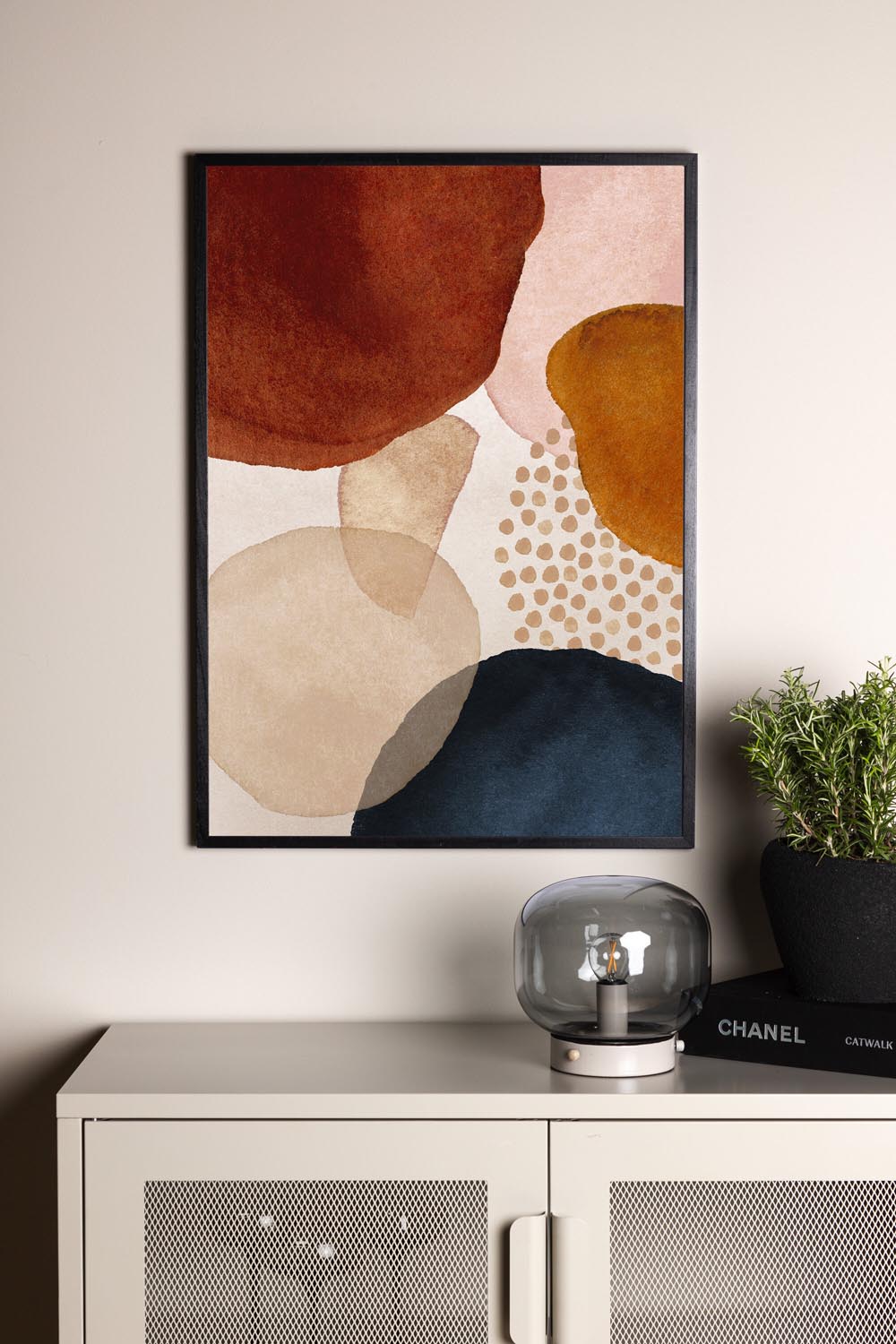 Circles Poster in Beige präsentiert im Onlineshop von KAQTU Design AG. Bild ist von Venture Home