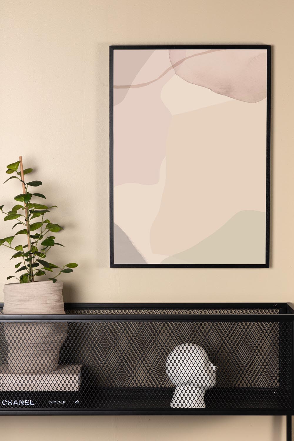 Cream Poster in Beige präsentiert im Onlineshop von KAQTU Design AG. Bild ist von Venture Home