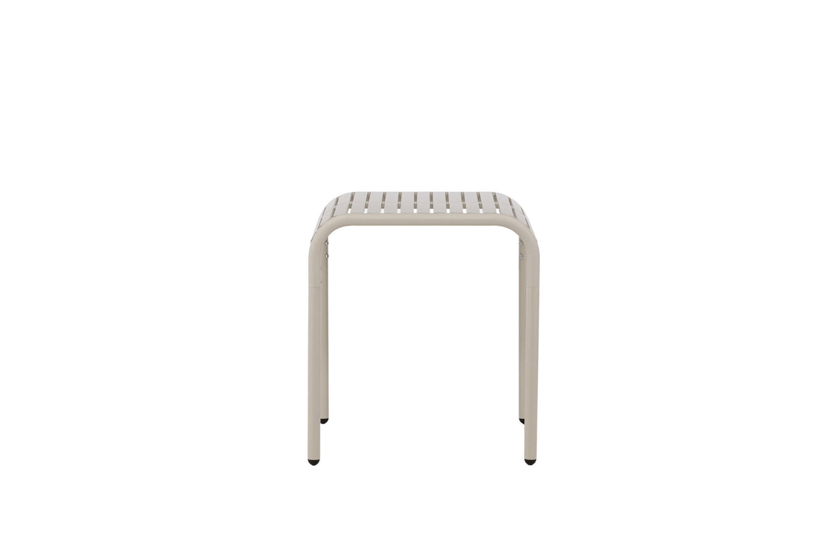 Borneo Beistelltisch in Beige präsentiert im Onlineshop von KAQTU Design AG. Beistelltisch Outdoor ist von Venture Home