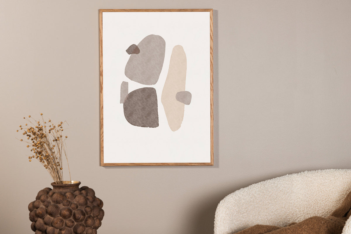 Formen Poster in Beige präsentiert im Onlineshop von KAQTU Design AG. Bild ist von Venture Home