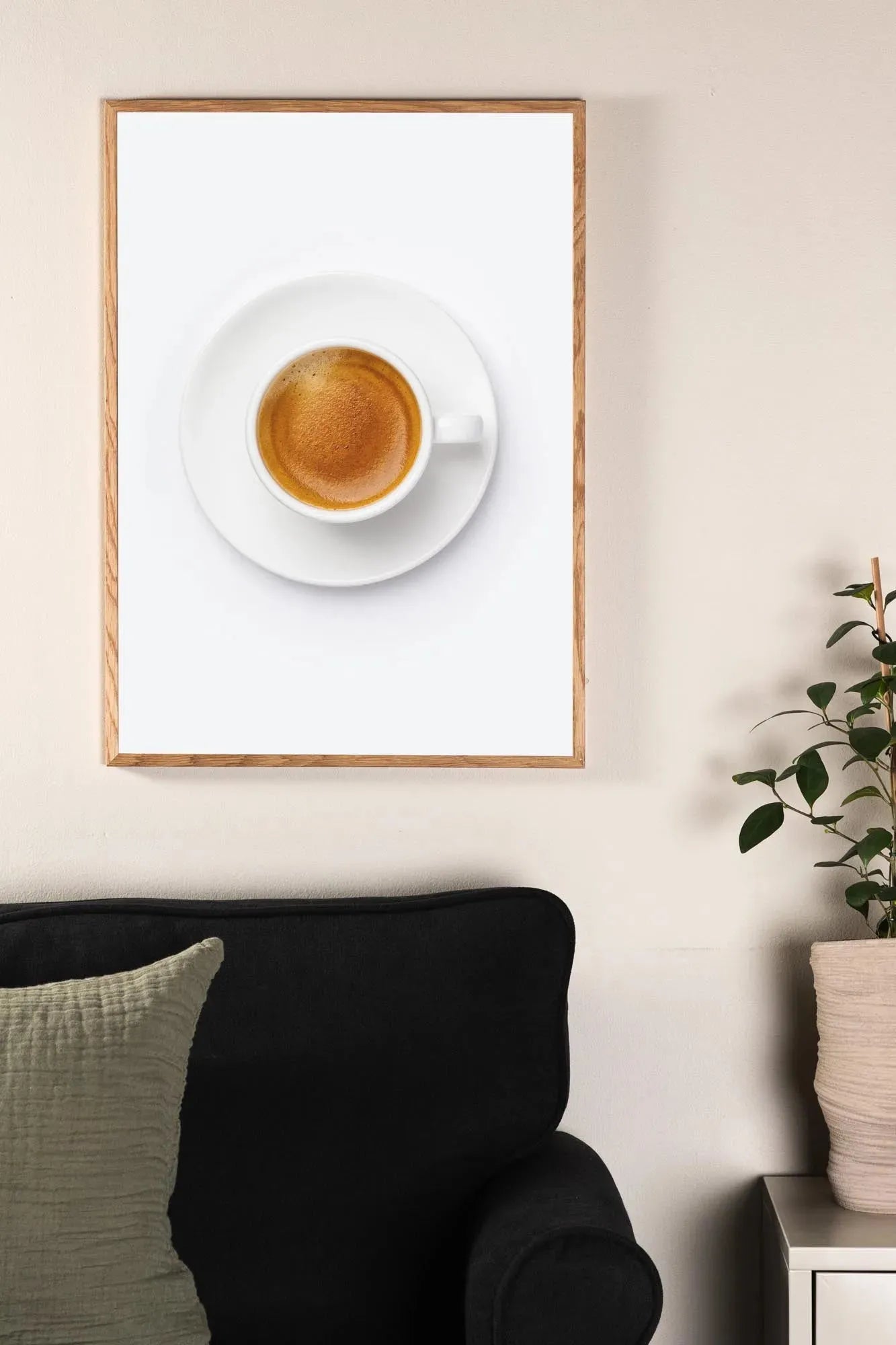 Elegantes Skimmed Coffee Poster von Venture Home: Minimalistisches Design, ideal für Kaffeeliebhaber, hochwertige Materialien.