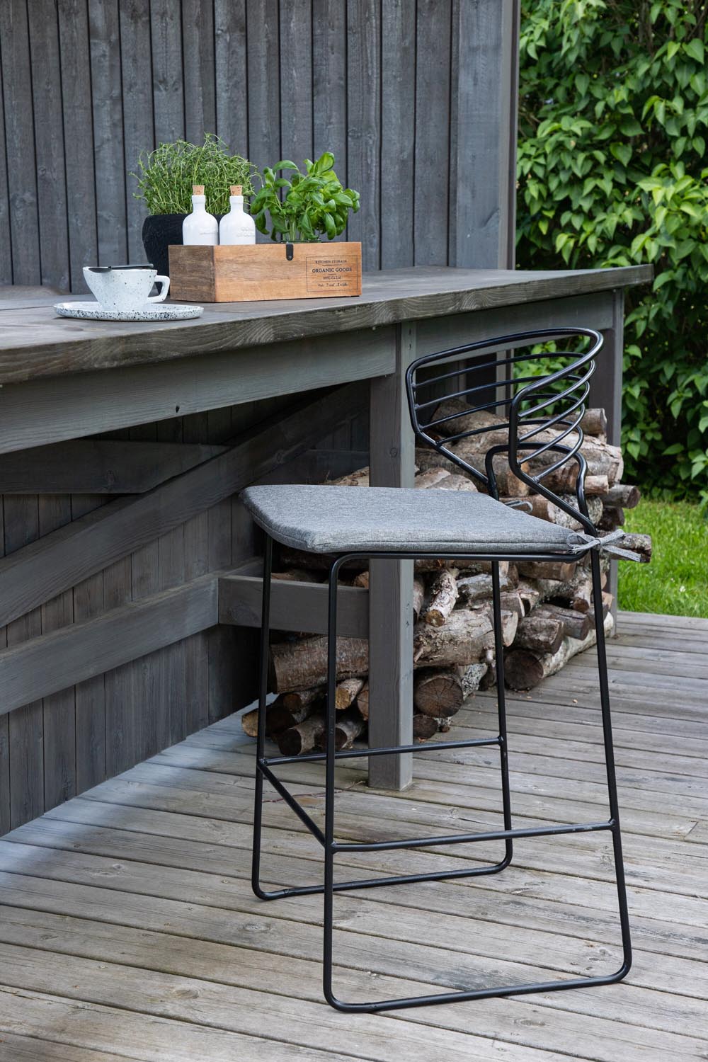 Milano Barstuhl Outdoor in Schwarz präsentiert im Onlineshop von KAQTU Design AG. Outdoor-Barstuhl ist von Venture Home