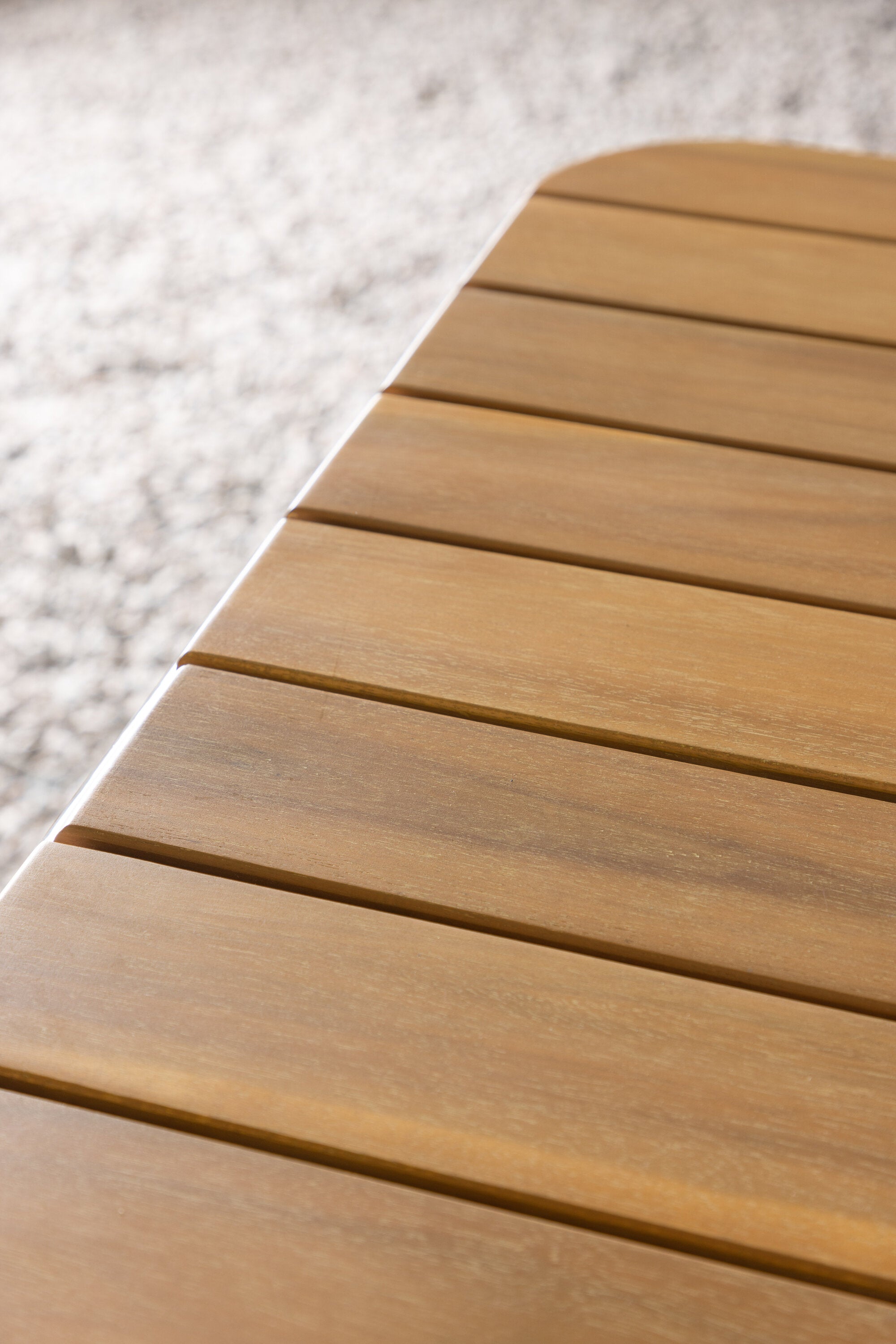 Holmbeck Café Tisch Outdoor in Natur präsentiert im Onlineshop von KAQTU Design AG. Beistelltisch Outdoor ist von Venture Home