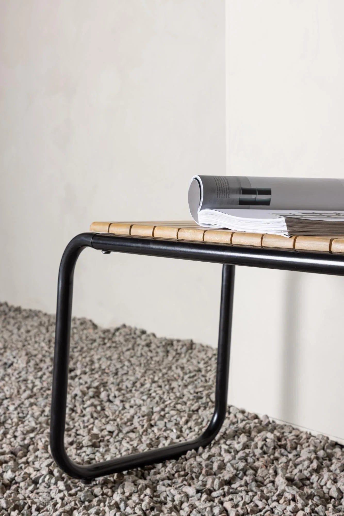 Holmbeck Bank: Komfort und Design für Ihren Außenbereich.