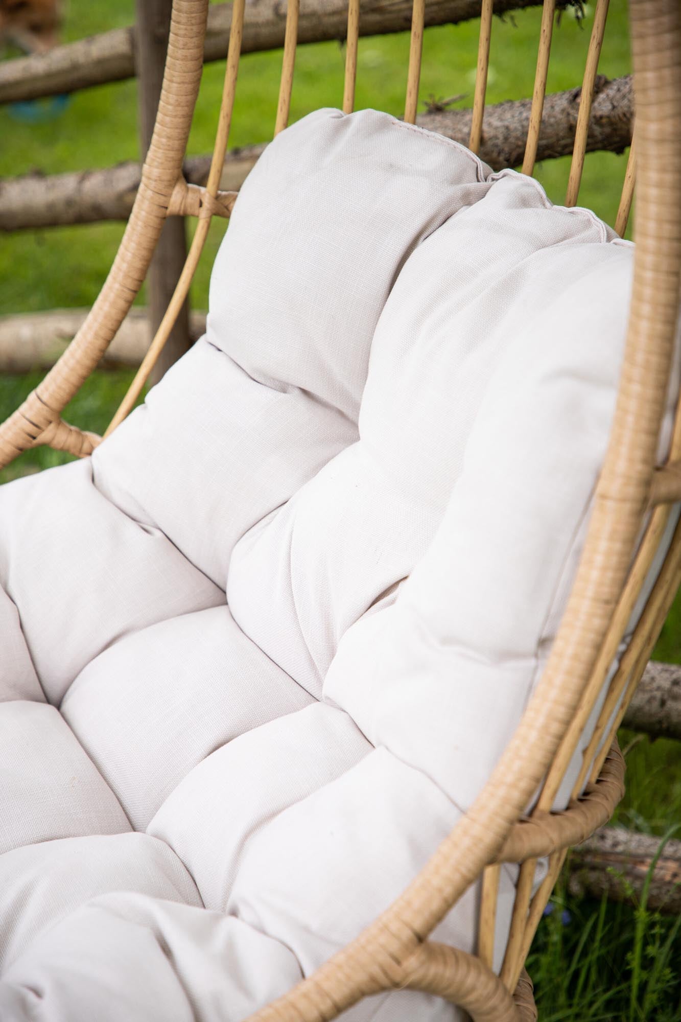 Pulau Hängesessel in Natur präsentiert im Onlineshop von KAQTU Design AG. Hängestuhl ist von Venture Home