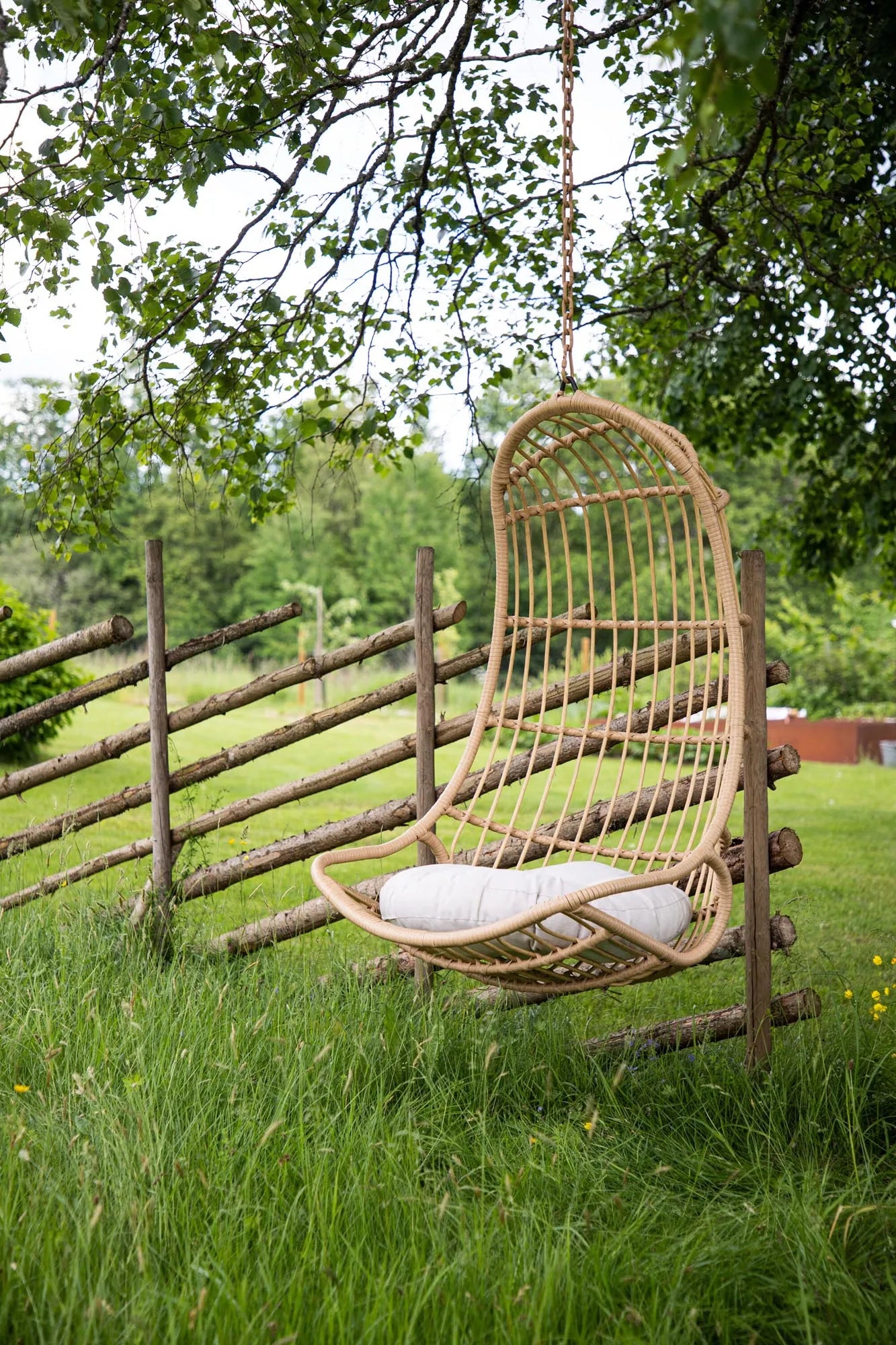 Pulau Hängesessel in Natur präsentiert im Onlineshop von KAQTU Design AG. Hängestuhl ist von Venture Home