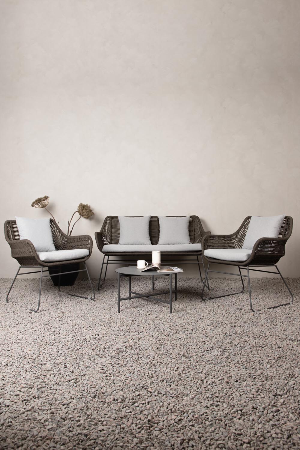 Davao Conversation Set in Grau/Braun/Dunkelgrau präsentiert im Onlineshop von KAQTU Design AG. Loungeset ist von Venture Home