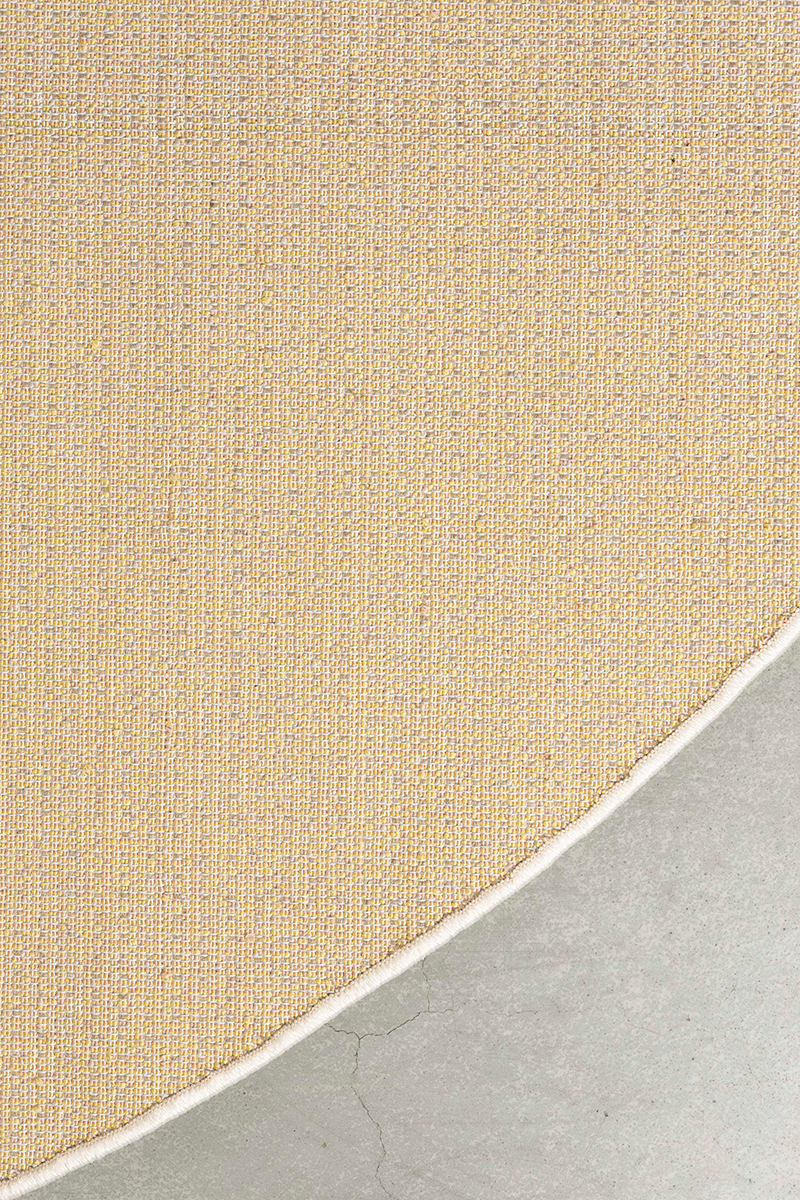 Teppich Sunset in Yellow präsentiert im Onlineshop von KAQTU Design AG. Teppich ist von Zuiver