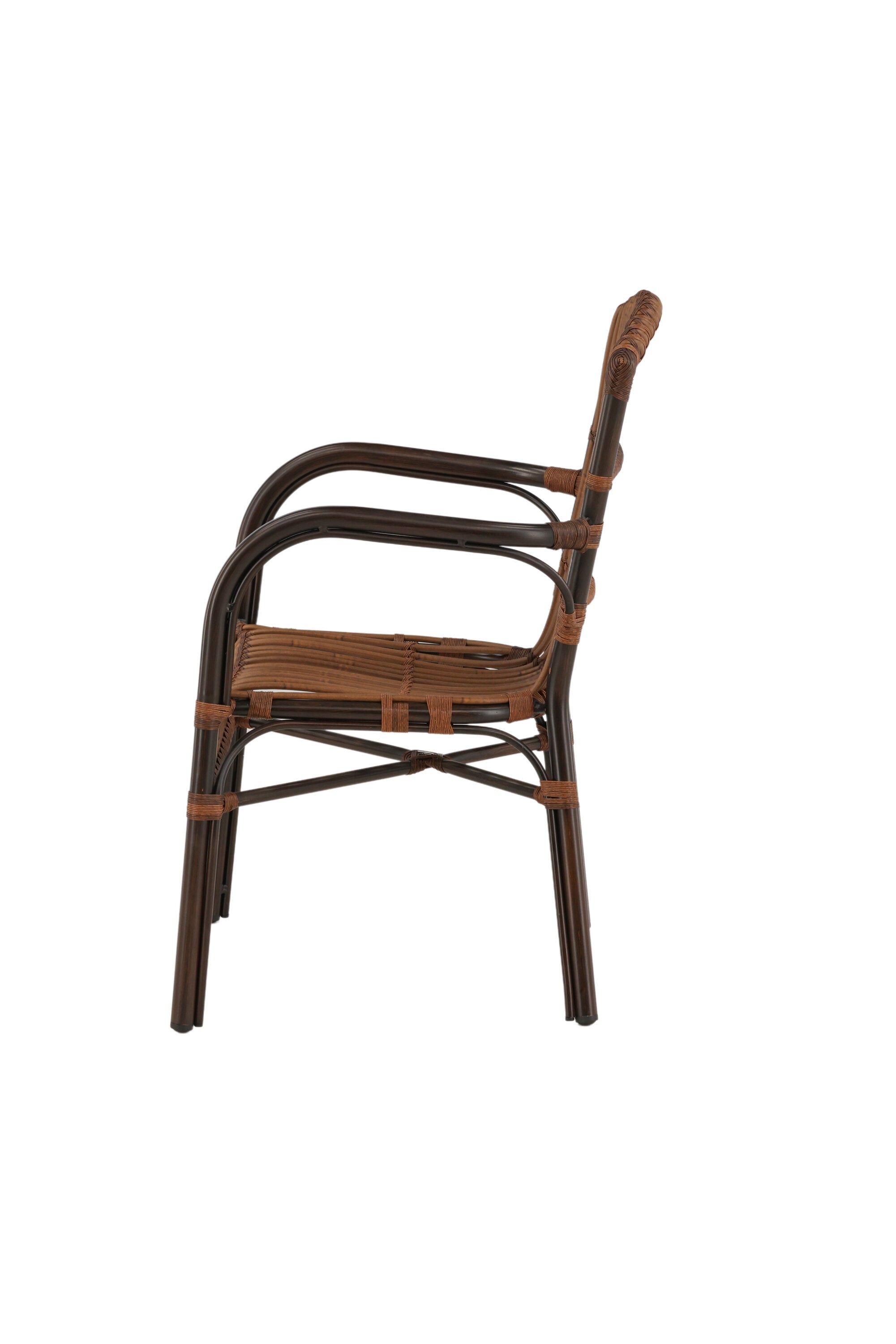 Galera Stuhl in Braun präsentiert im Onlineshop von KAQTU Design AG. Gartenstuhl mit Armlehnen ist von Venture Home