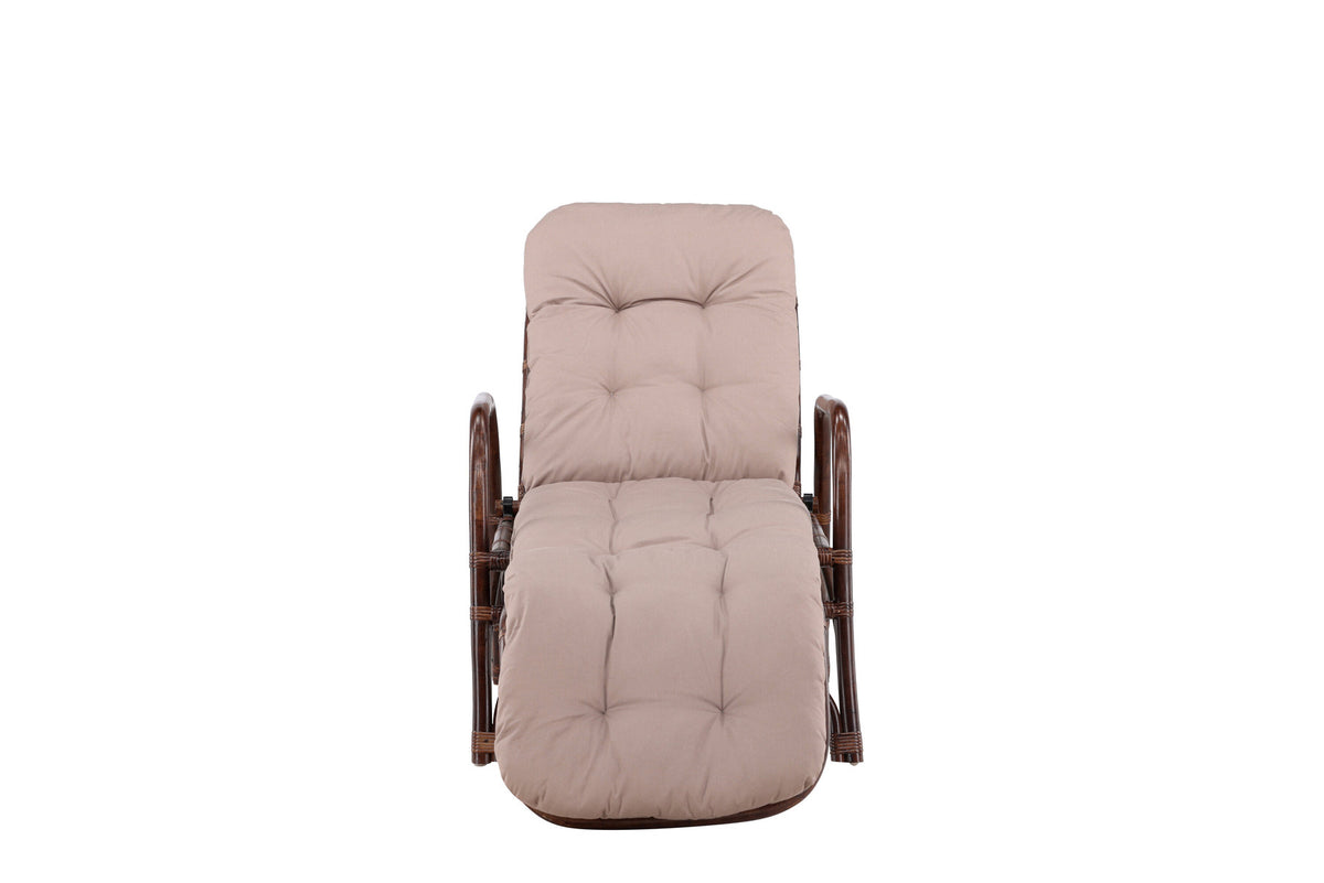 Nella Sonnenliege in Dunkles Walnussholz präsentiert im Onlineshop von KAQTU Design AG. Liegestuhl ist von Venture Home