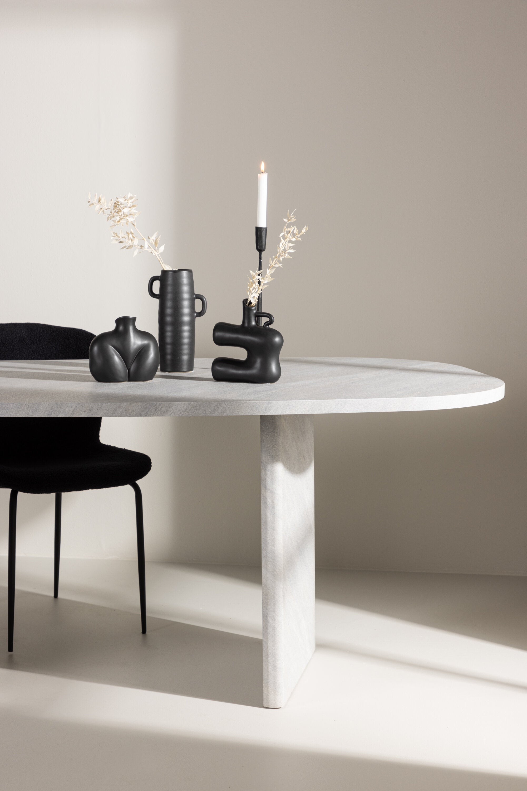 Grönvik Tisch in Weiss präsentiert im Onlineshop von KAQTU Design AG. Esstisch ist von Venture Home