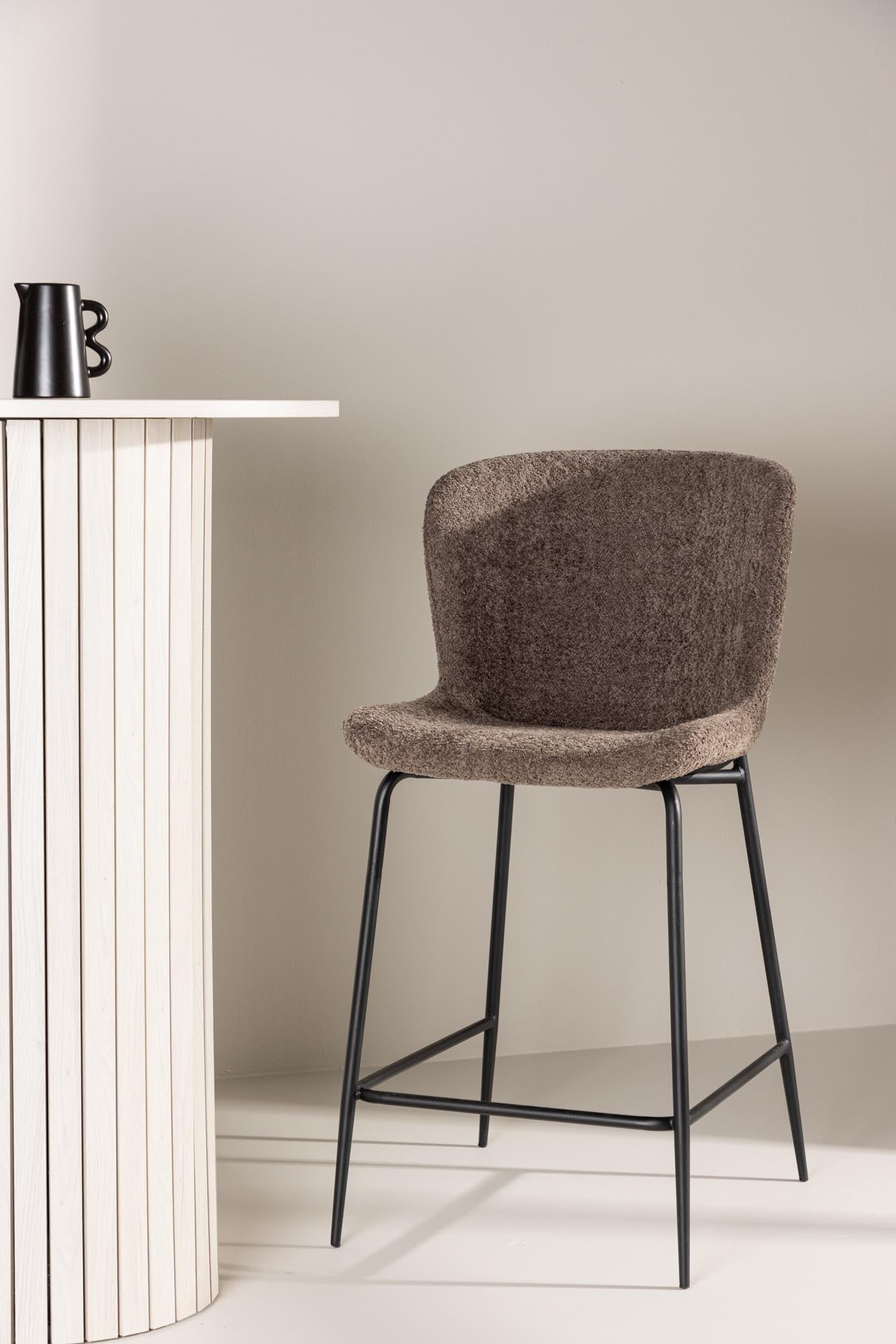 Modesto Barstuhl in Braun präsentiert im Onlineshop von KAQTU Design AG. Barstuhl ist von Venture Home