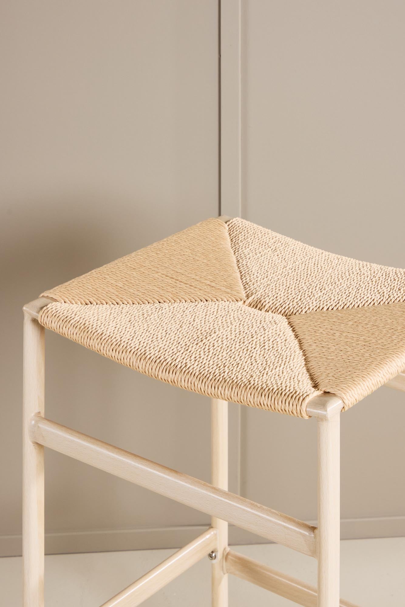 Polly Barstuhl von Venture Home: Stilvolles und modernes Design, ideal für Bar oder Küche, bietet Komfort und Eleganz.