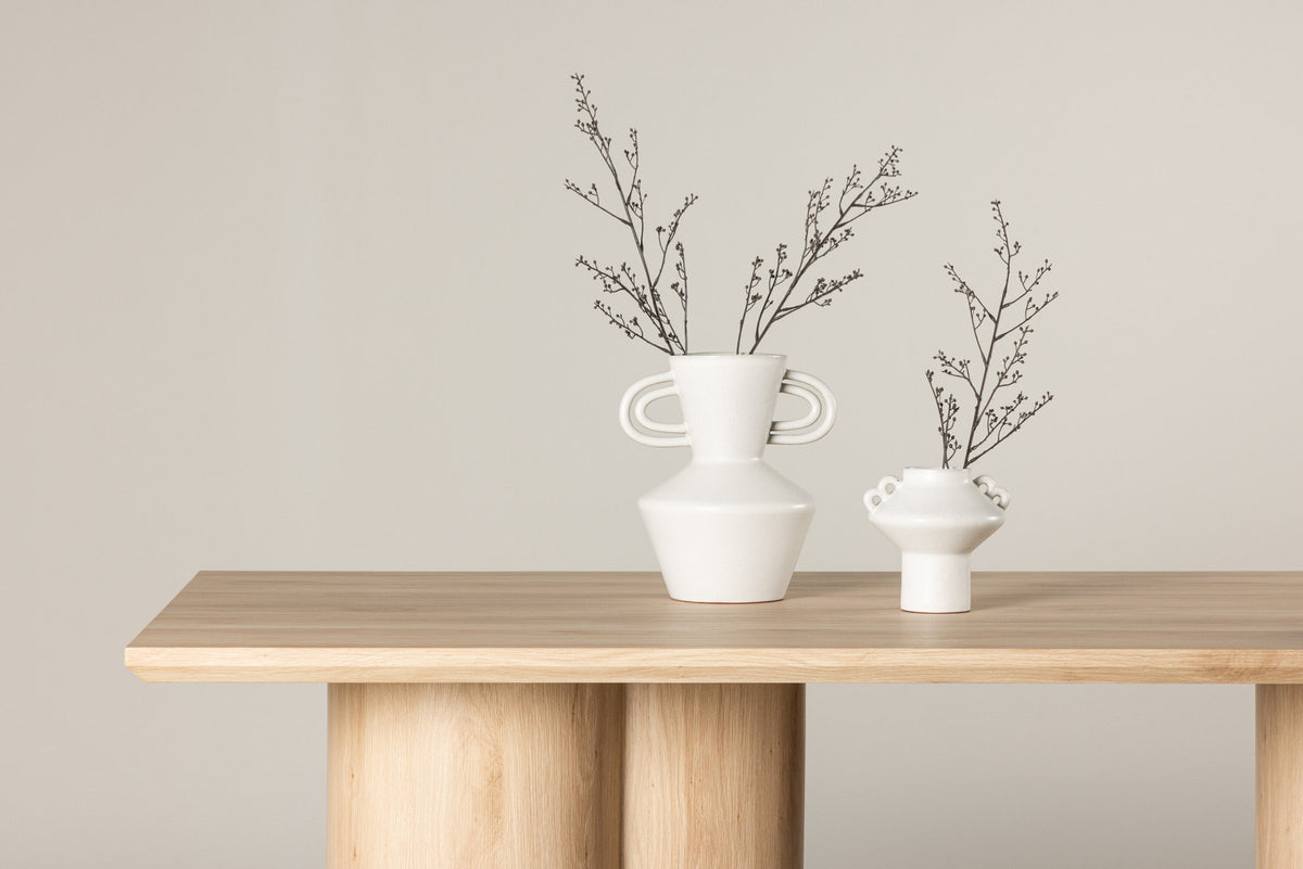 Olivia Esstisch in Tünchen präsentiert im Onlineshop von KAQTU Design AG. Esstisch ist von Venture Home