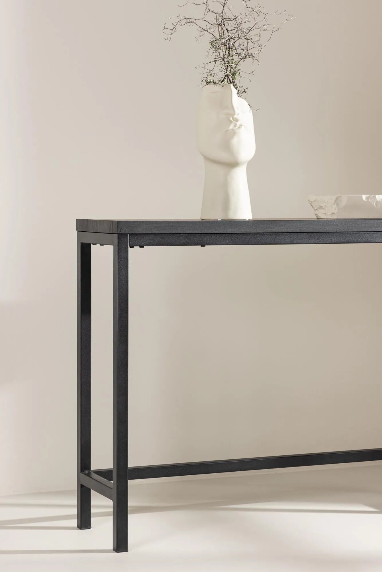 Rise Beistelltisch in Schwarz präsentiert im Onlineshop von KAQTU Design AG. Beistelltisch ist von Venture Home