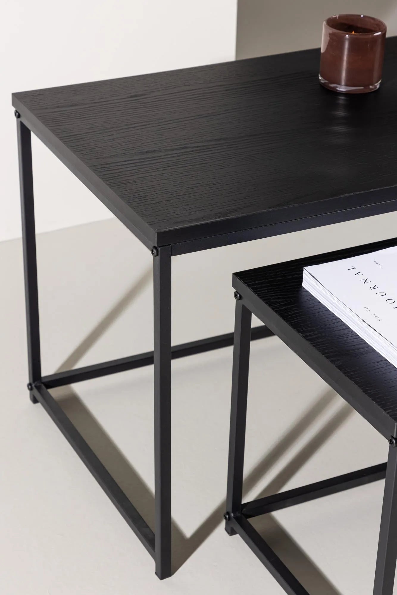 Staal Sofatisch in Schwarz präsentiert im Onlineshop von KAQTU Design AG. Beistelltisch ist von Venture Home