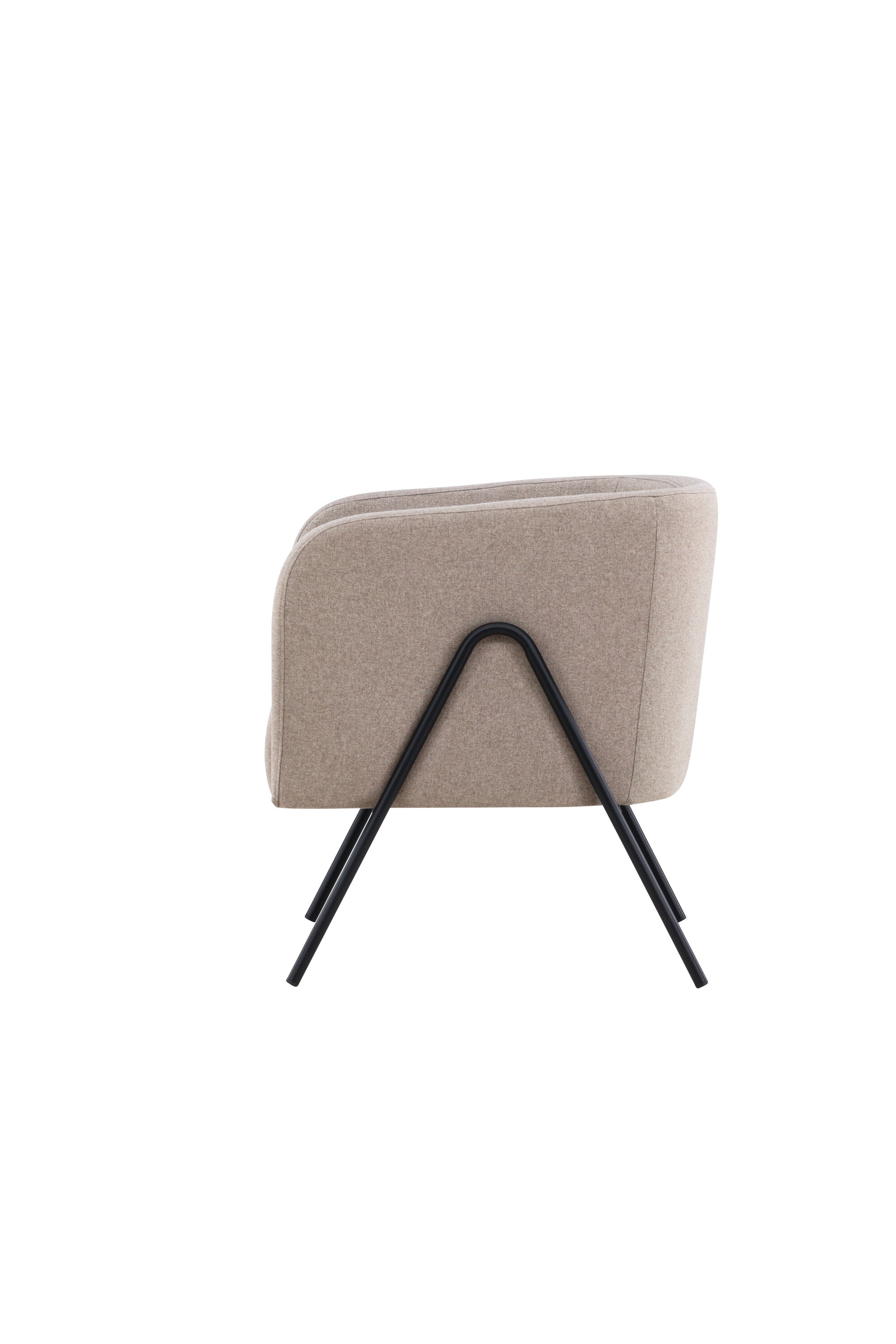 Rika Sessel in Beige präsentiert im Onlineshop von KAQTU Design AG. Sessel mit Armlehnen ist von Venture Home