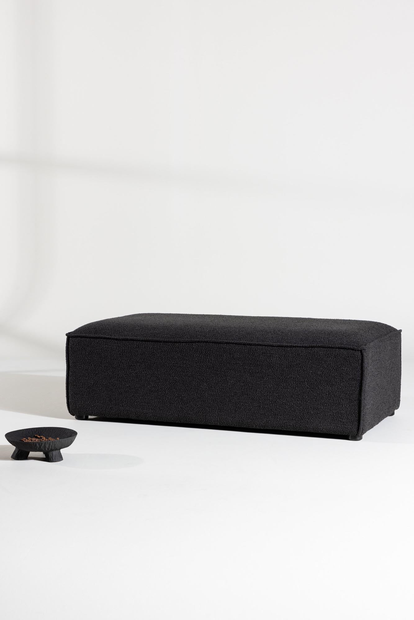 Gillholmen Pouf in Schwarz präsentiert im Onlineshop von KAQTU Design AG. Pouf ist von Venture Home