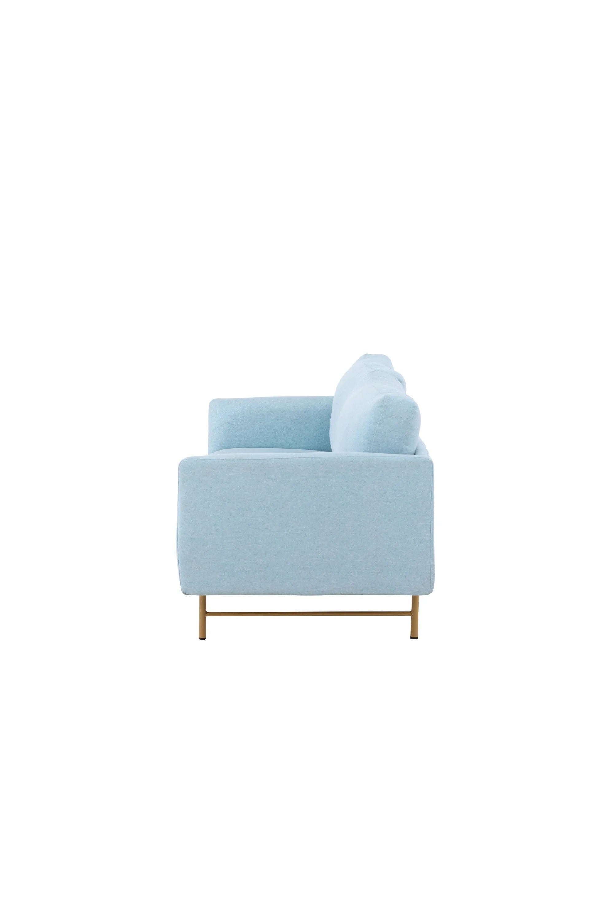 Das Sky 3-Sitzer-Sofa in Babyblau vereint modernen Stil mit Komfort, ideal für einladende und entspannende Wohnräume.