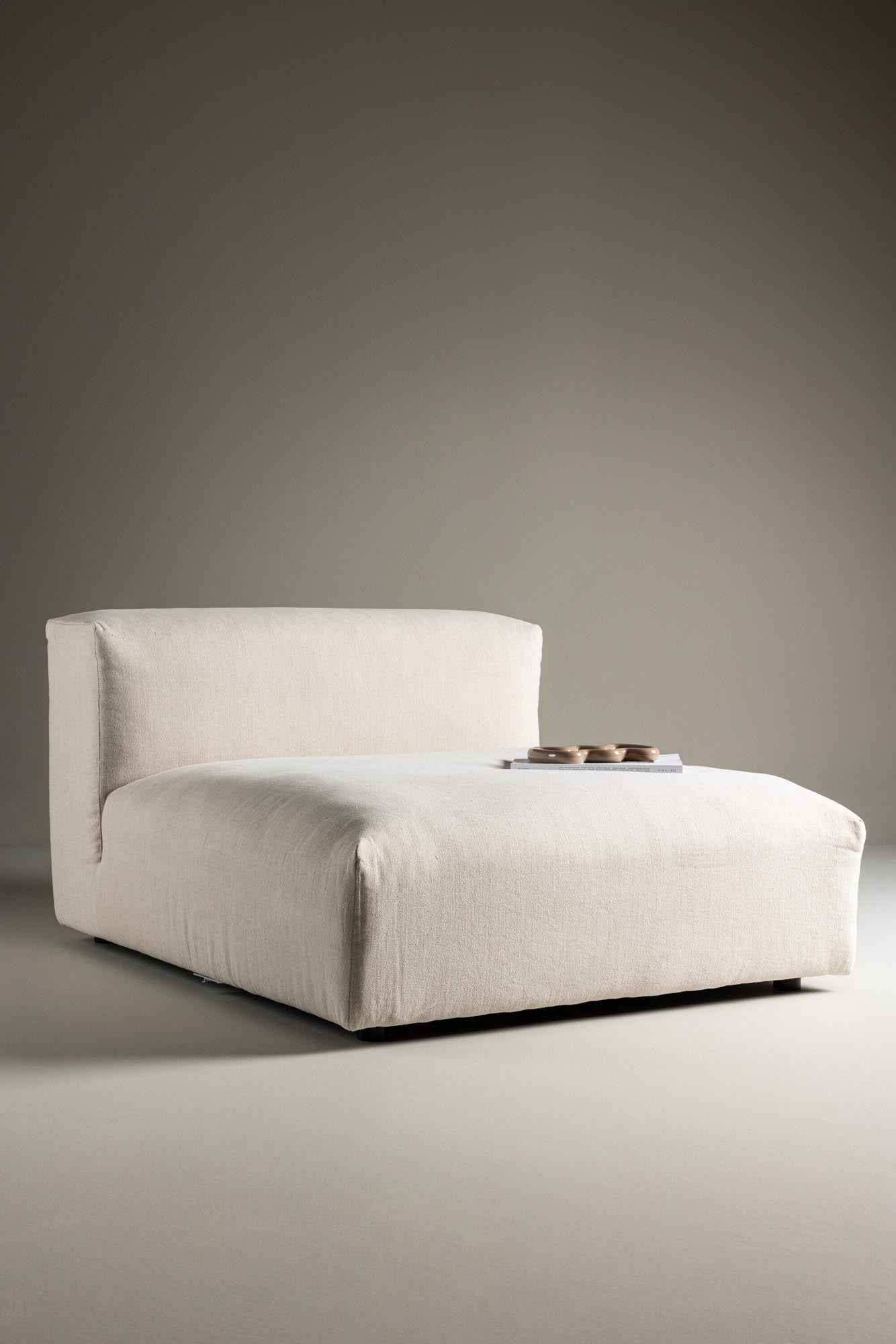 Mavi Sofa Module von Vind: Vielseitiger Komfort für jeden Raum.