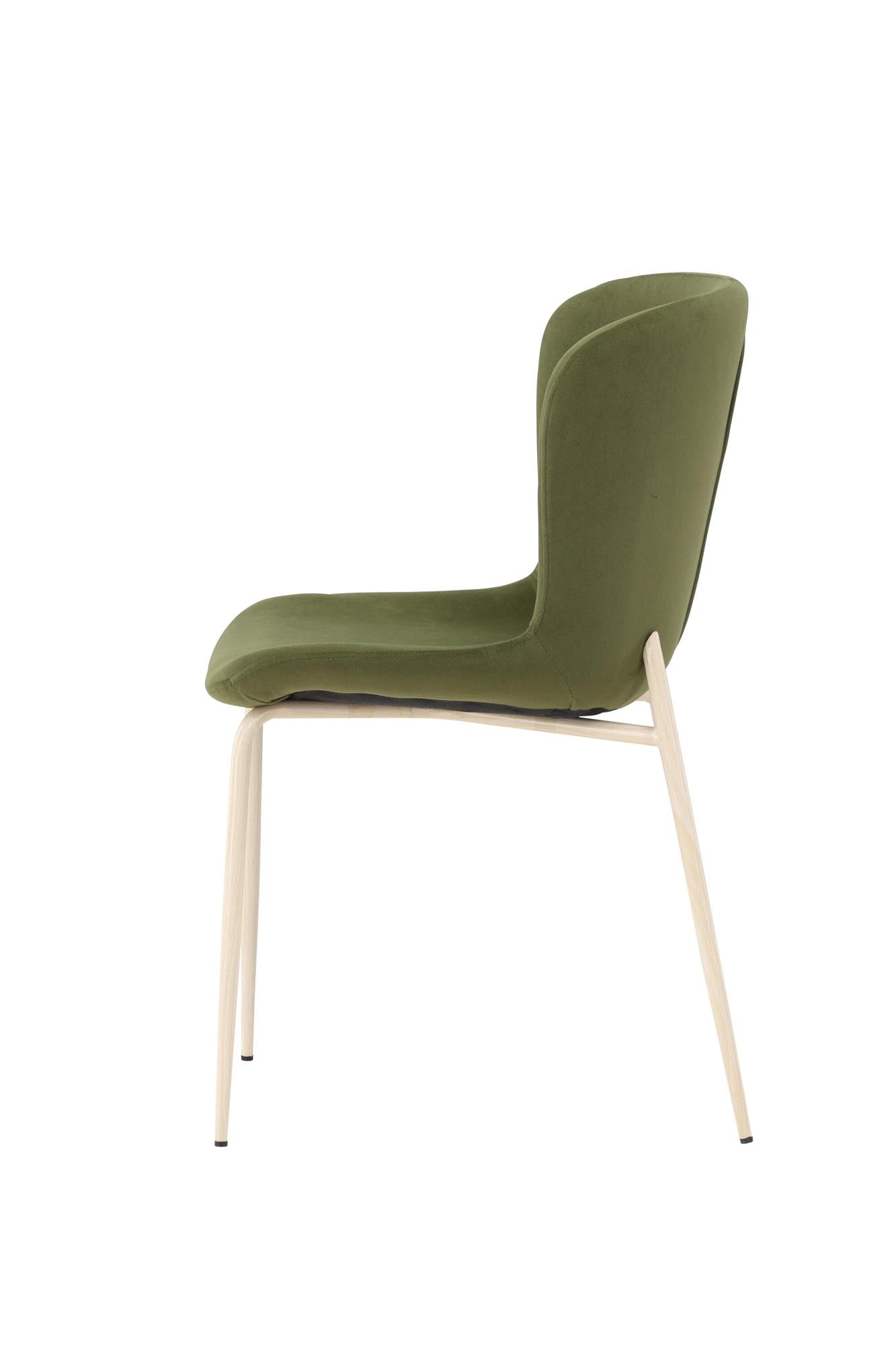 Erleben Sie mit dem Modesto Esszimmerstuhl von Venture Home stilvollen Komfort. Der elegante Stuhl im 2er-Pack vereint schwarze Beine und weichen Bouclé für ein modernes Esszimmer.