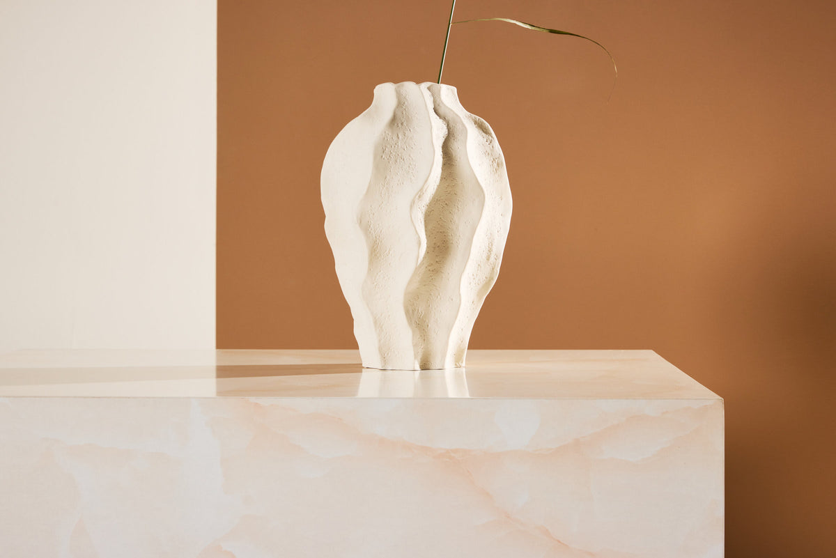 York Sofatisch in Gelb präsentiert im Onlineshop von KAQTU Design AG. Beistelltisch ist von Venture Home