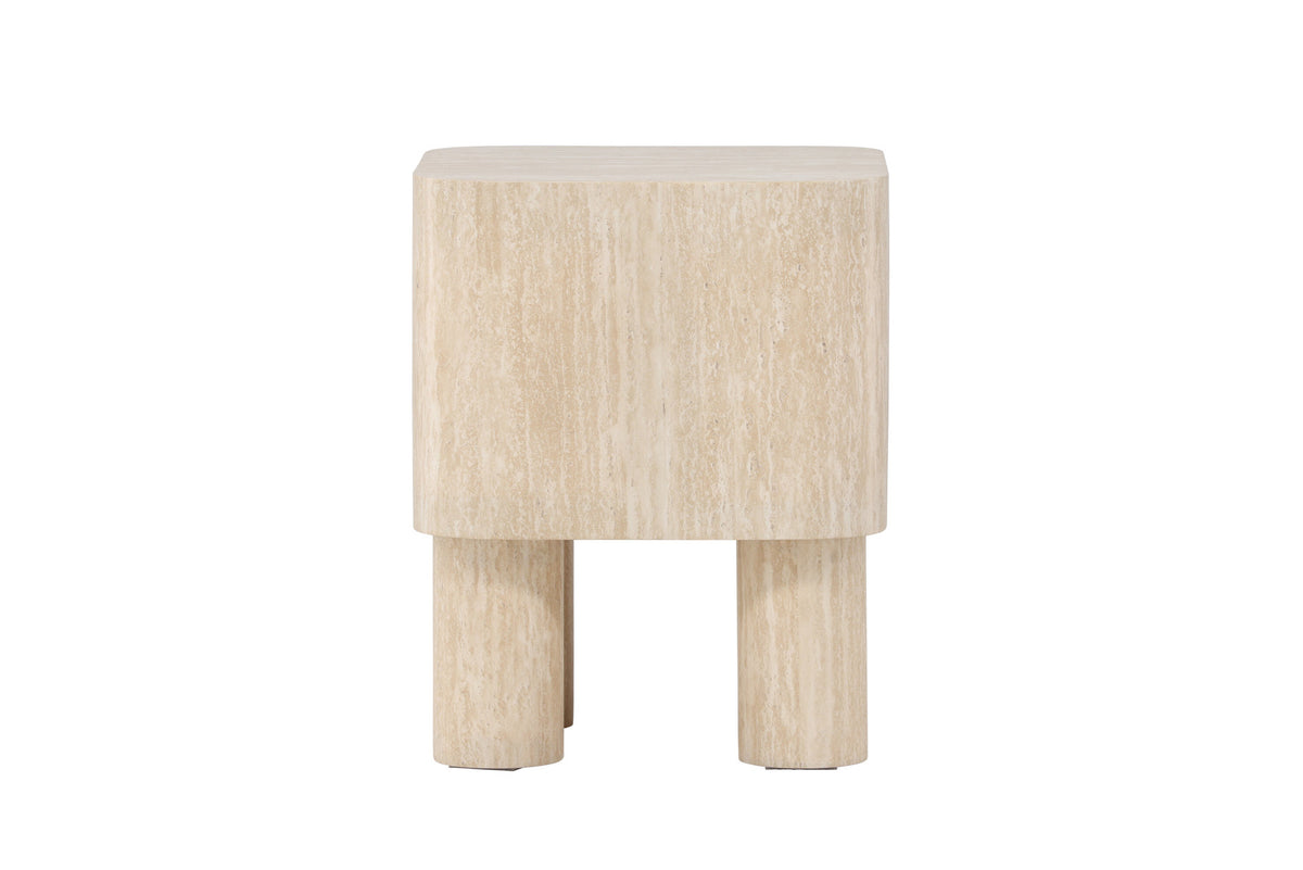 Klirou Beistelltisch 40x40 in Beige präsentiert im Onlineshop von KAQTU Design AG. Beistelltisch ist von Venture Home