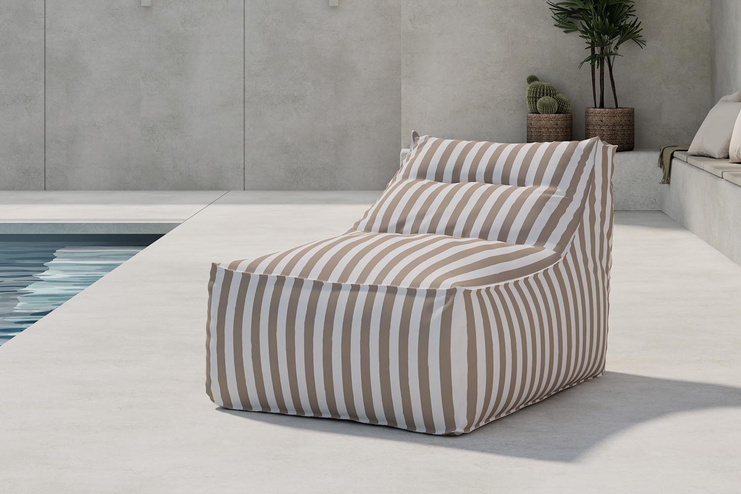 R<tc>eda</tc>ng Lounge Chair