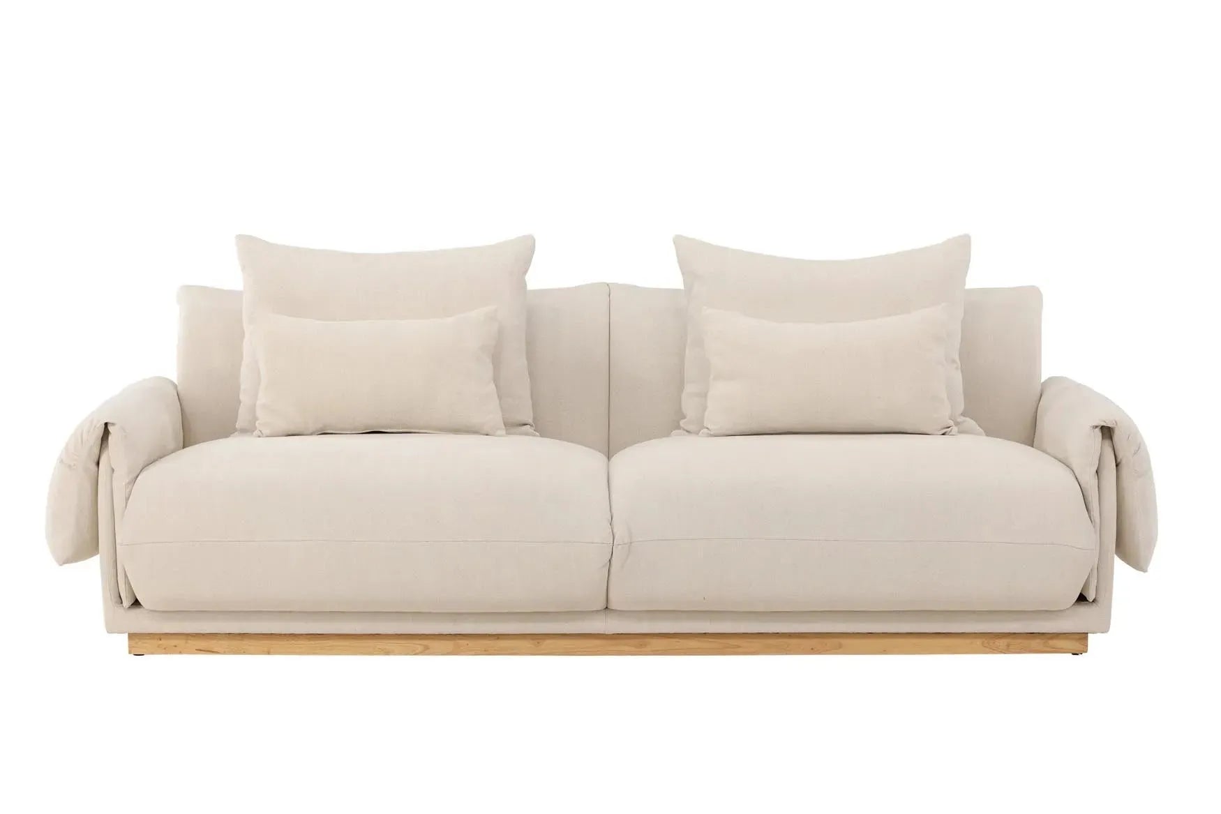 Das Mollösund 3 Seater Sofa von Vind: skandinavisches Design, Komfort, Kiefernholz, hochwertiger Stoff, individuell anpassbar.