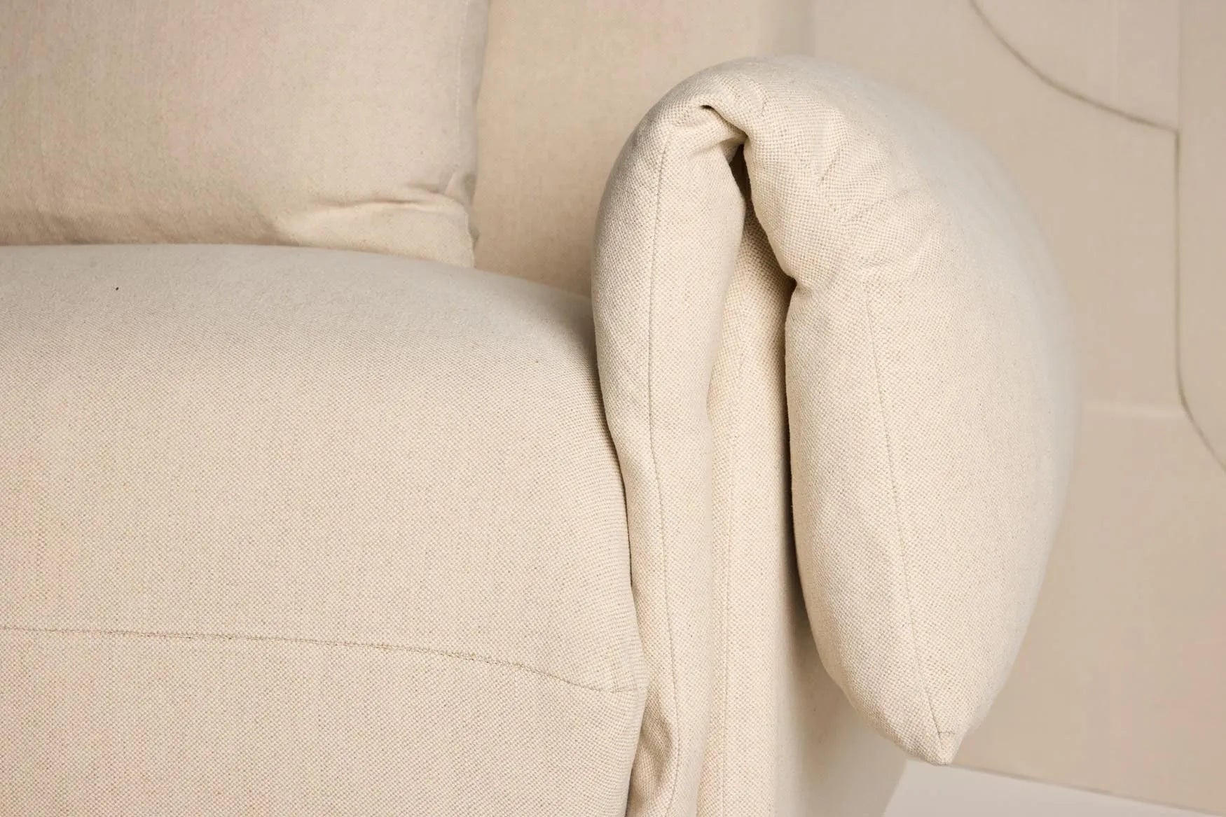 Mollösund 1 Seater in Beige Linen präsentiert im Onlineshop von KAQTU Design AG. Sessel mit Armlehnen ist von Vind