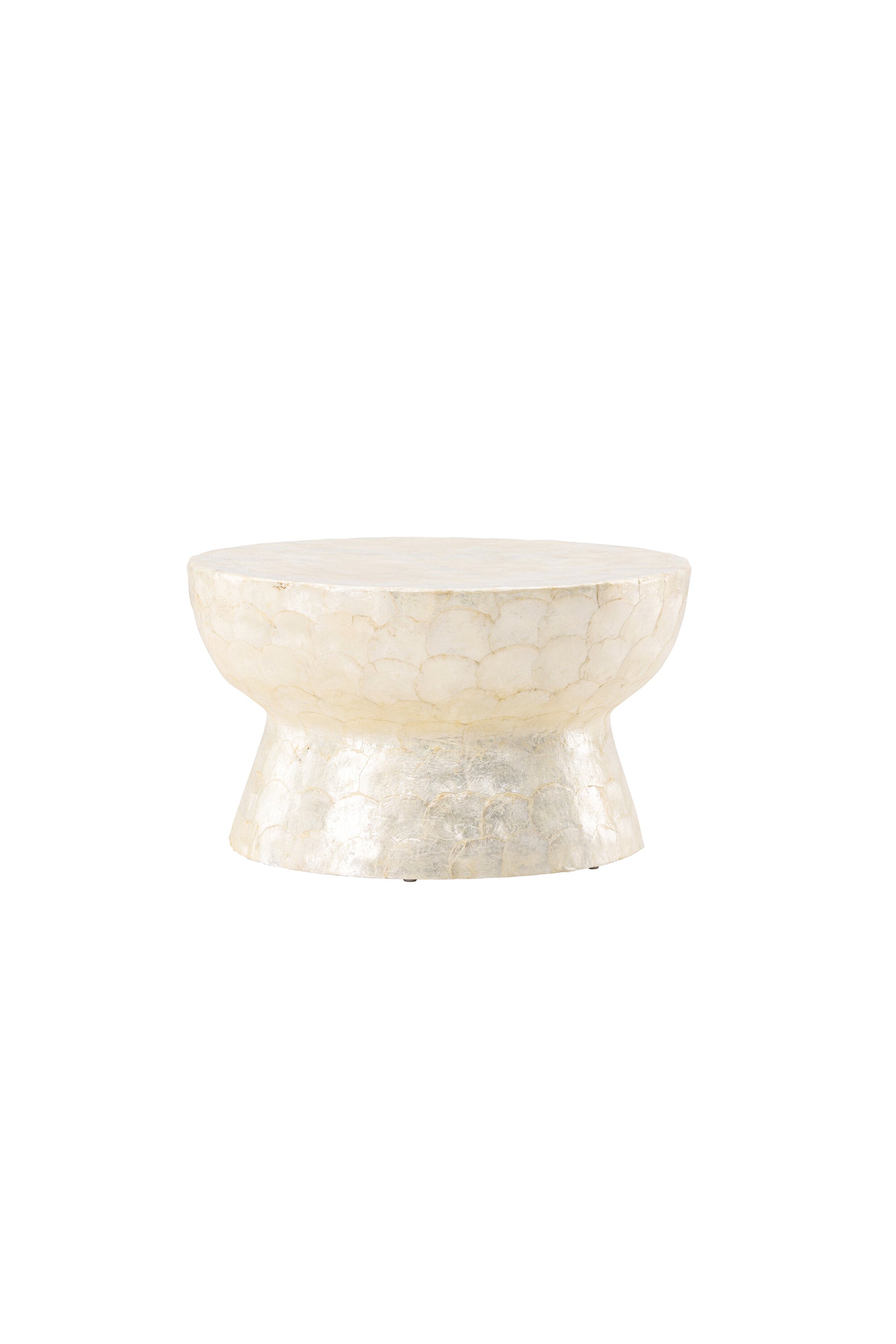 Sandön Sofatisch in Capiz / Natural präsentiert im Onlineshop von KAQTU Design AG. Beistelltisch ist von Vind