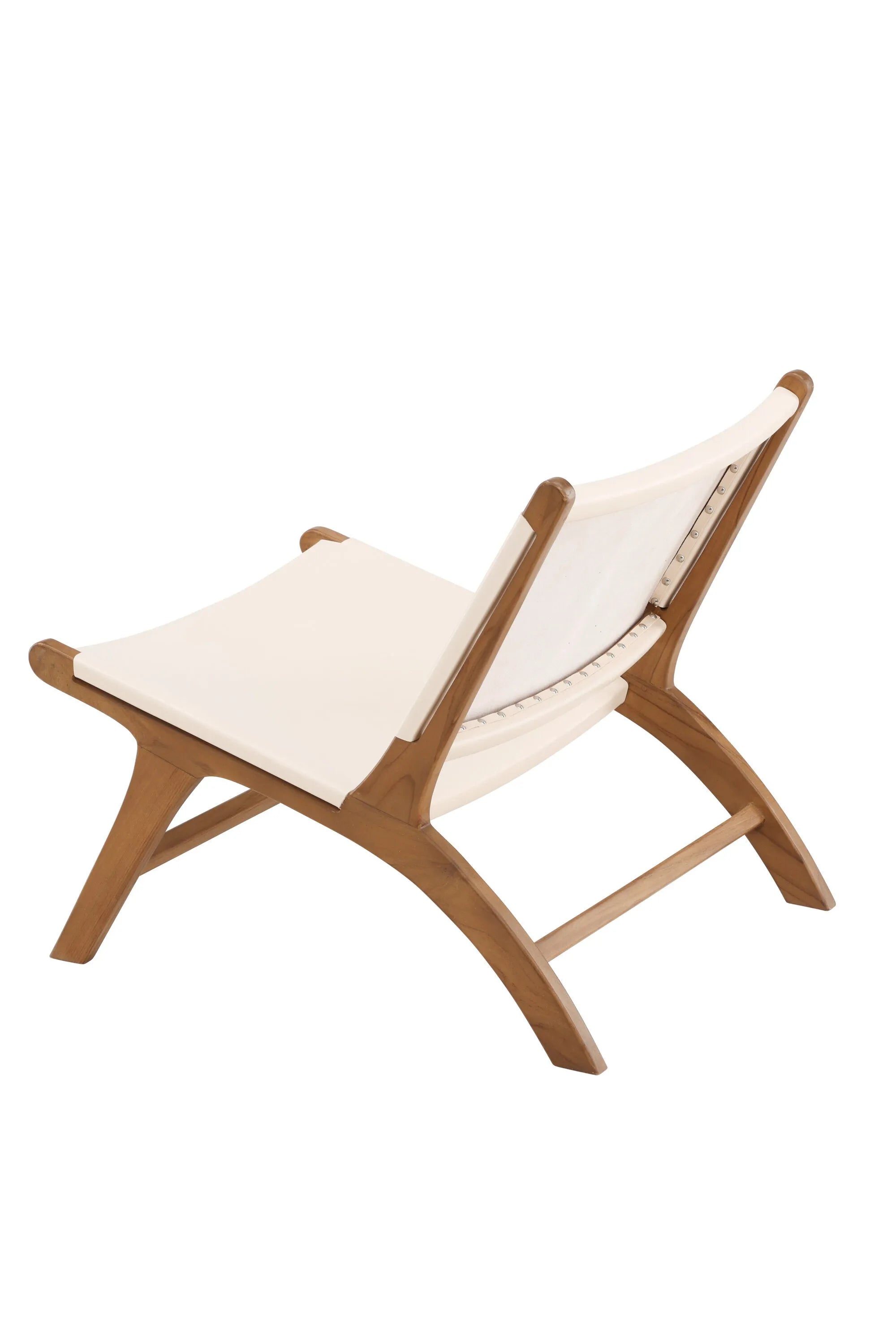 Der Rike Lounge Chair von Vind bietet zeitgemäßen Stil und Komfort, ideal für elegante und entspannte Wohnräume.