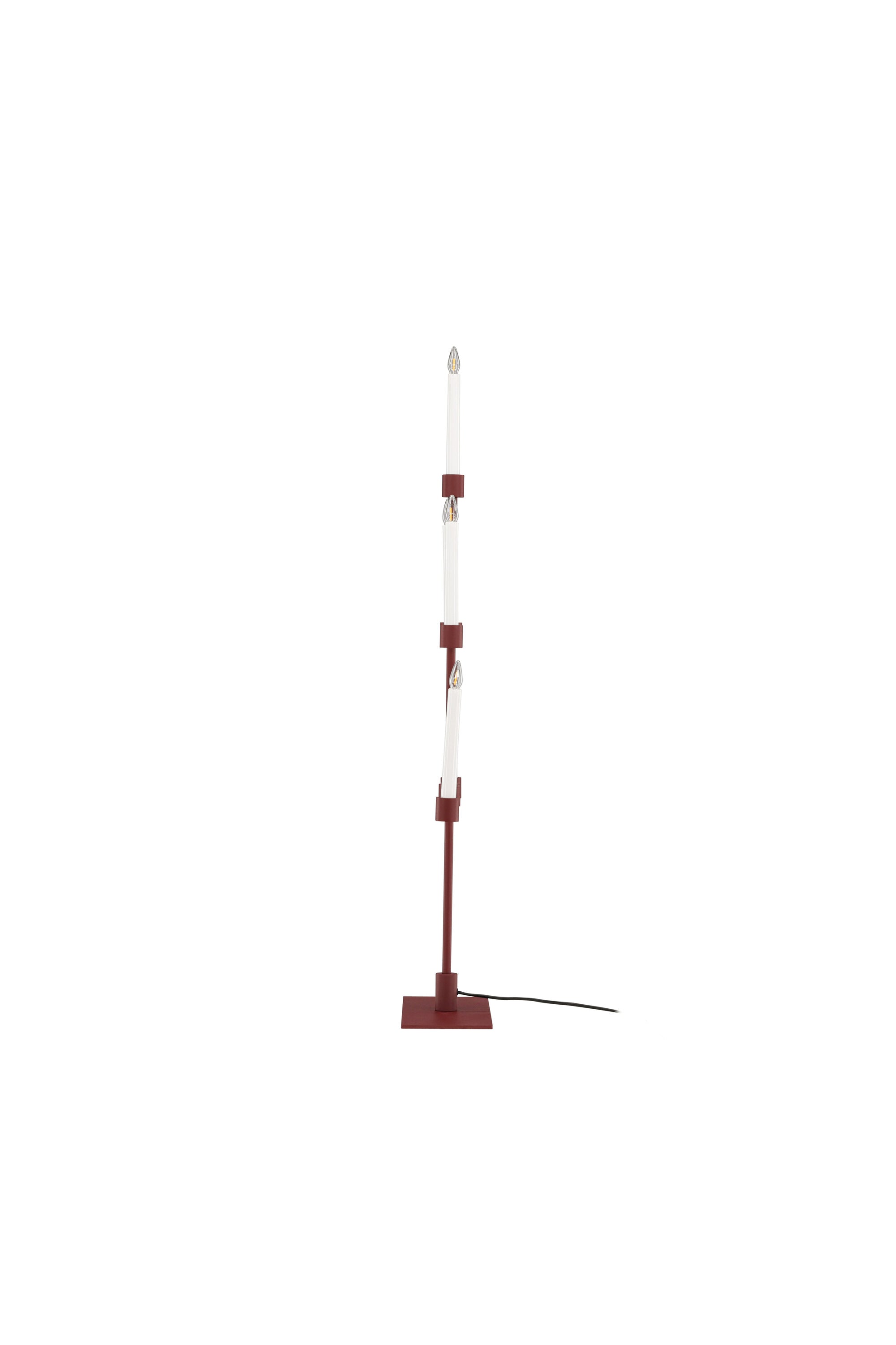 Avoriaz Tischleuchte in Rot-Weiss präsentiert im Onlineshop von KAQTU Design AG. Tischleuchte ist von Venture Home