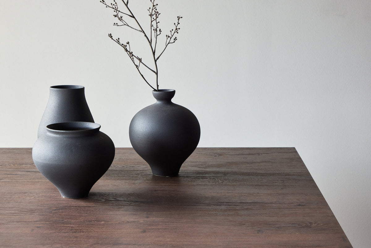 Evone Esstisch in Mokka präsentiert im Onlineshop von KAQTU Design AG. Esstisch ist von Venture Home