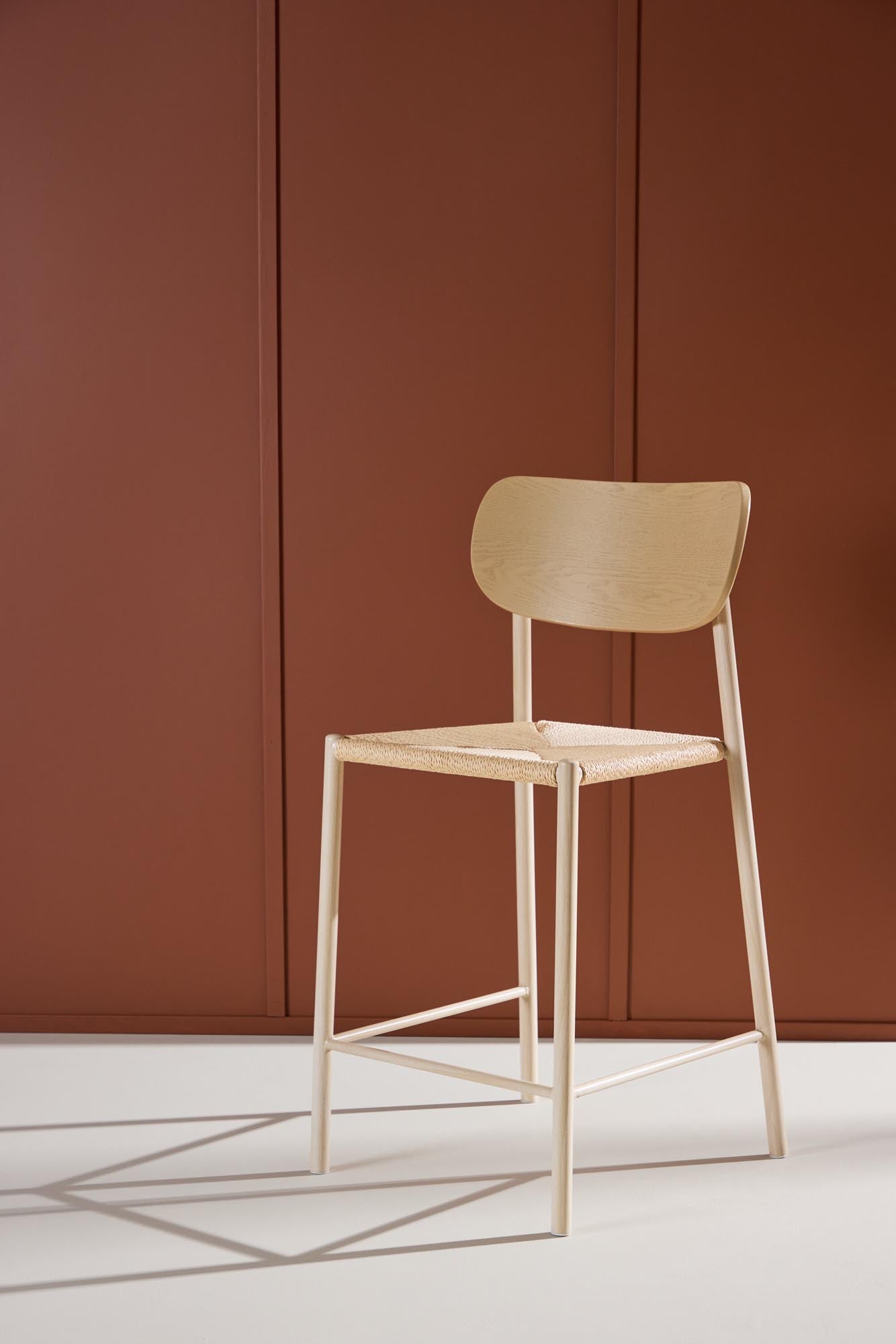 Polly Barstuhl von Venture Home: Modernes Design, bequem und stilvoll, perfekt für Küche oder Bar, vereint Eleganz und Funktionalität.