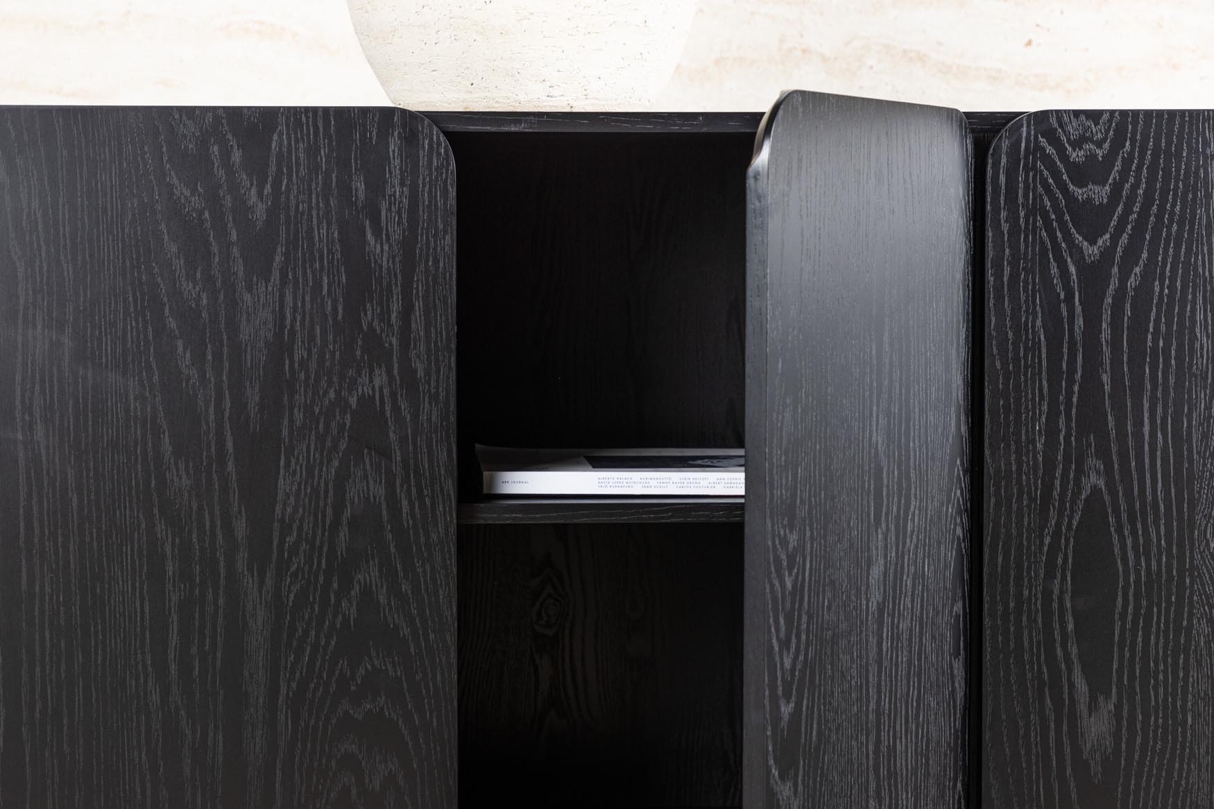 Tyresö Sideboard 160x45 cm  in Black präsentiert im Onlineshop von KAQTU Design AG. Sideboard ist von Vind