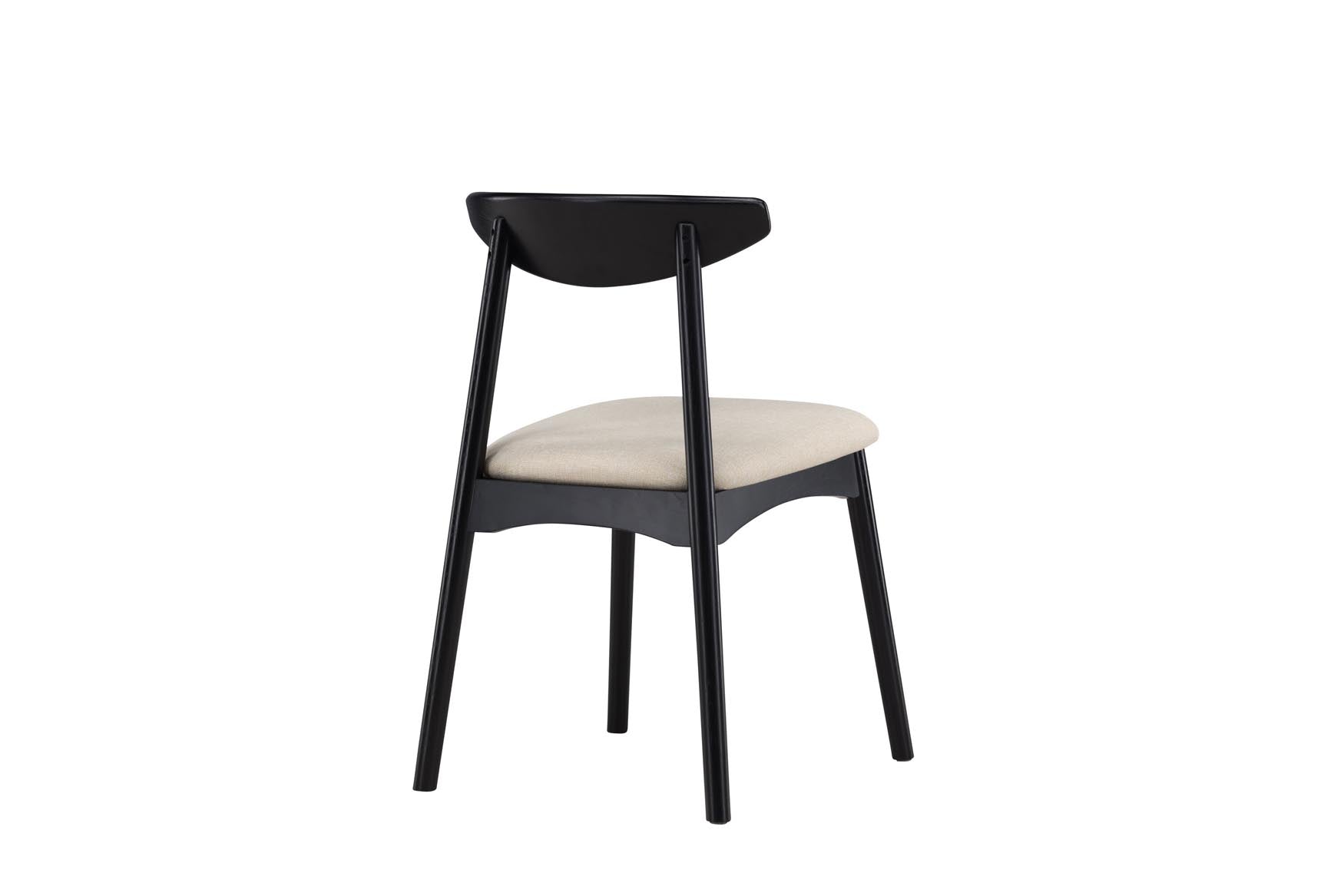 Ven Stuhl in Black präsentiert im Onlineshop von KAQTU Design AG. Esstisch ist von Vind