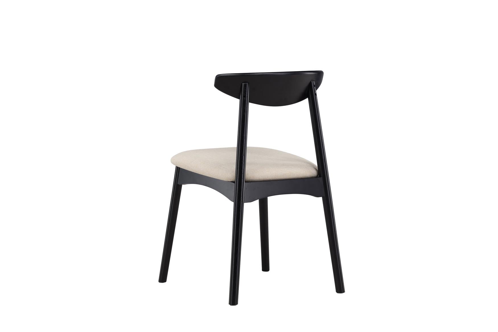 Ven Stuhl in Black präsentiert im Onlineshop von KAQTU Design AG. Esstisch ist von Vind