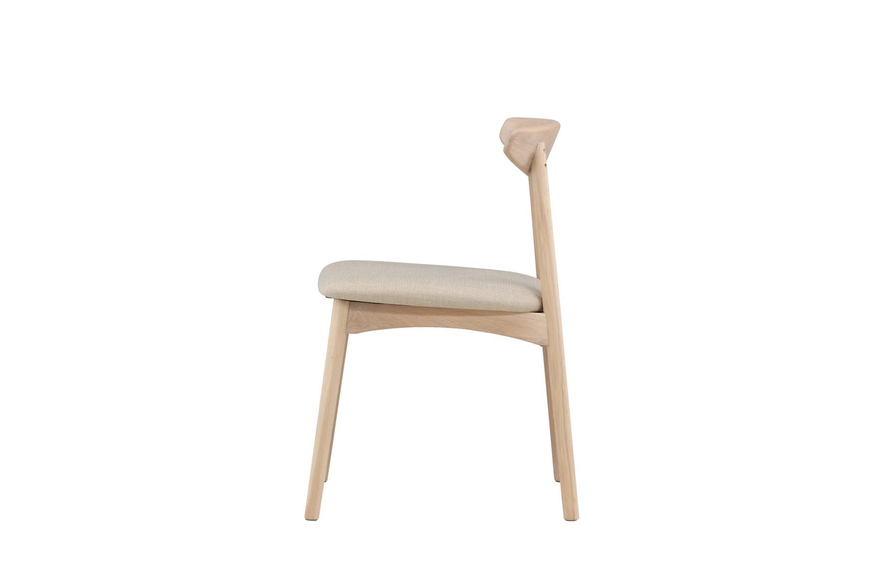 Ven Stuhl in Whitewash präsentiert im Onlineshop von KAQTU Design AG. Esstisch ist von Vind