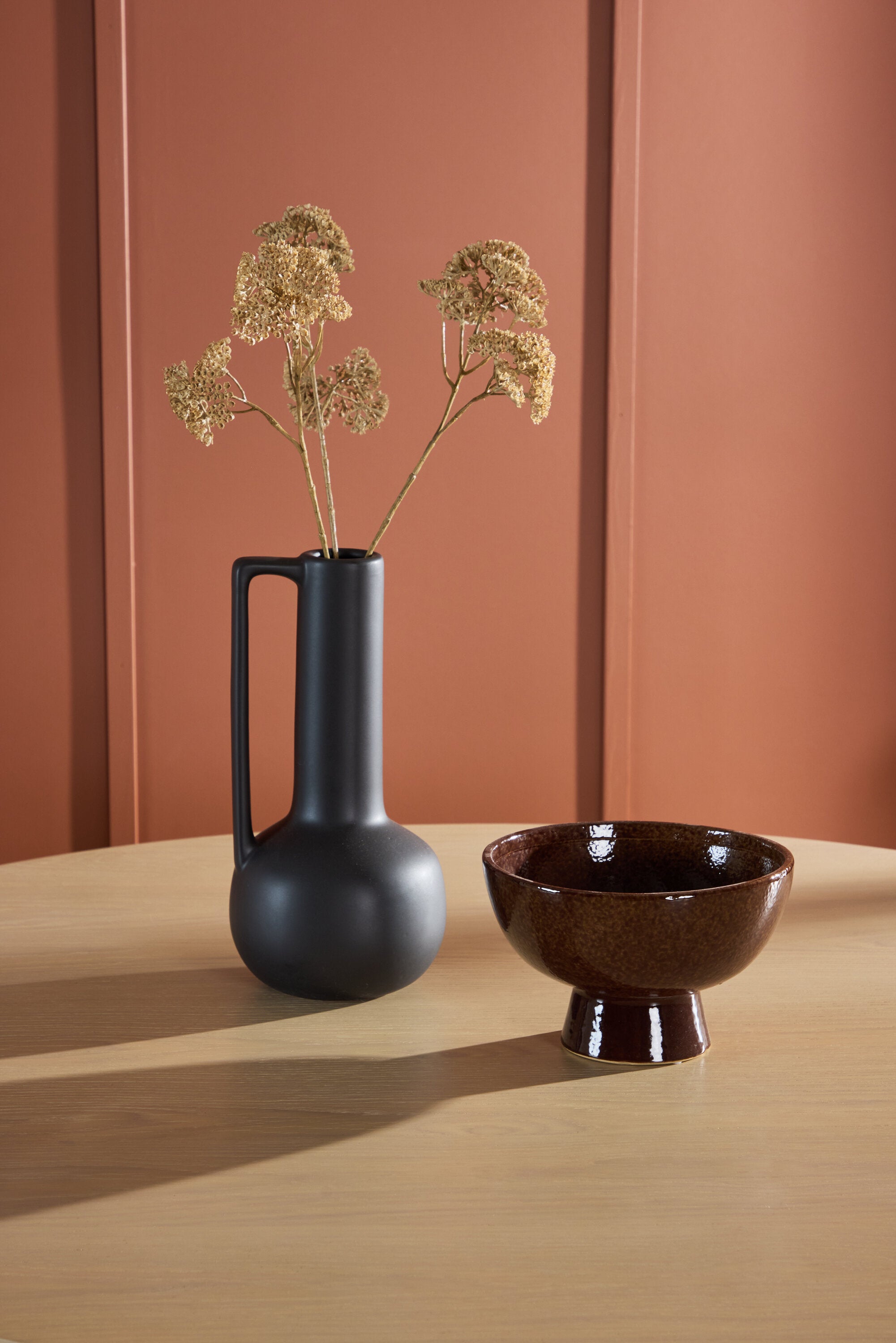 Copenhagen Esstisch in Whitewash/Schwarz präsentiert im Onlineshop von KAQTU Design AG. Esstisch ist von Venture Home