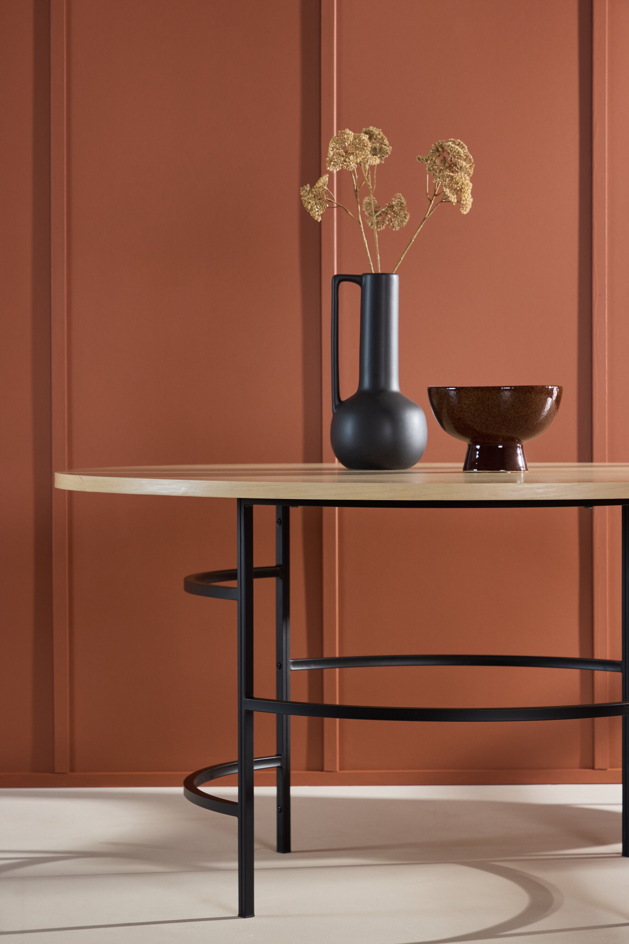 Copenhagen Esstisch in Whitewash/Schwarz präsentiert im Onlineshop von KAQTU Design AG. Esstisch ist von Venture Home