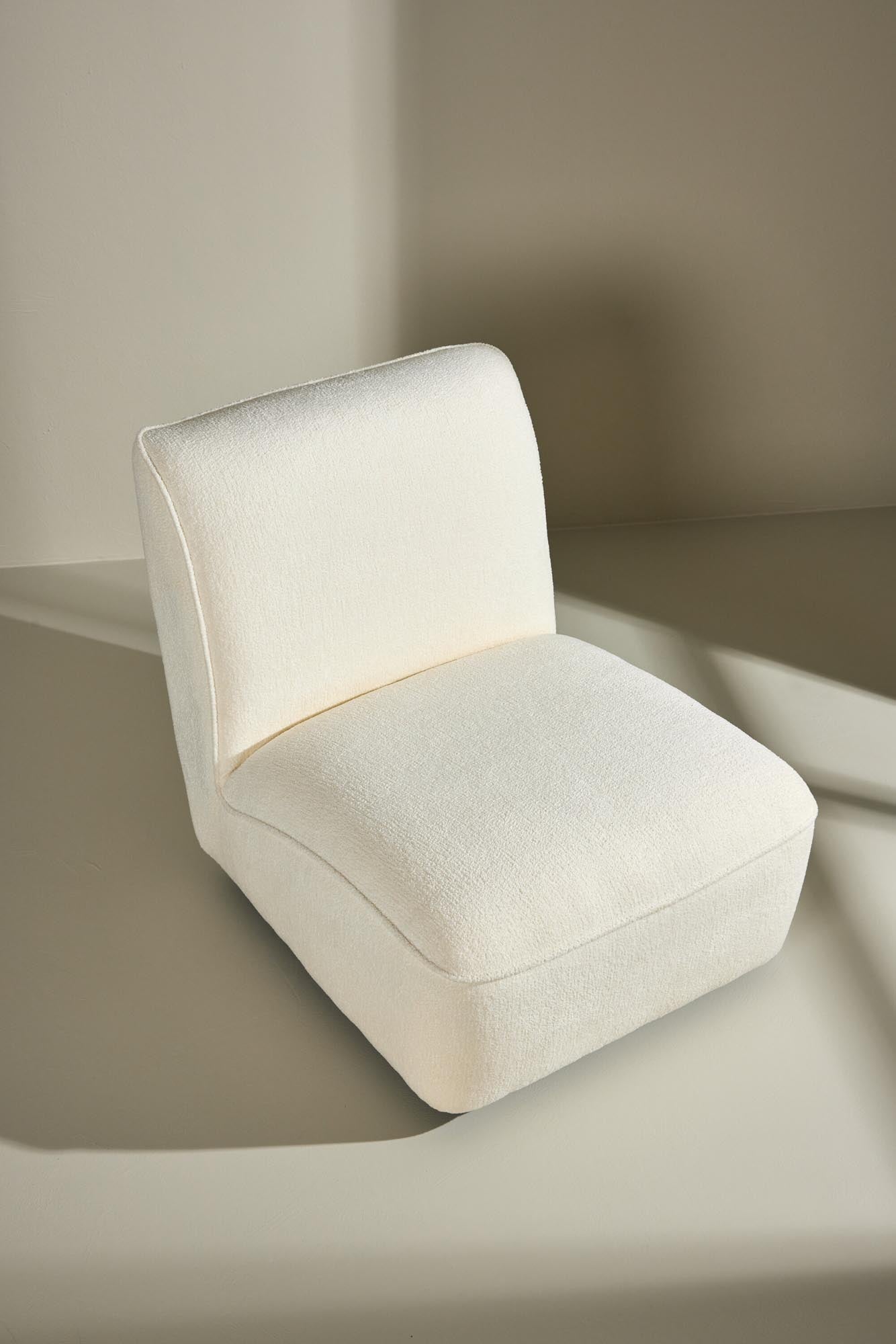 Eleganter My Loungesessel von Venture Home, ideal für stilvolle Entspannung, mit modernem Design und hochwertigem Komfort.