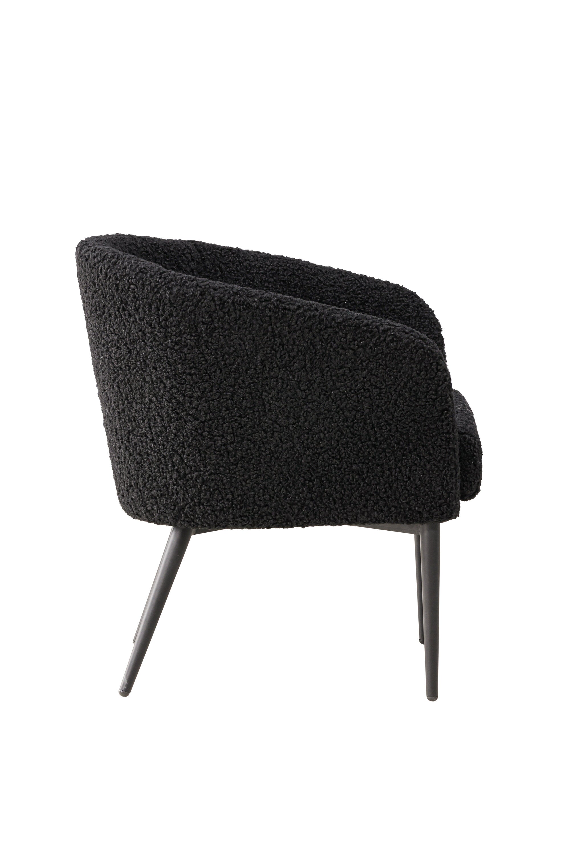 Entdecken Sie den Fluffy Sessel von Venture Home: Weicher Teddy-Stoff, stilvolles Design und optimaler Komfort für entspannte Stunden.