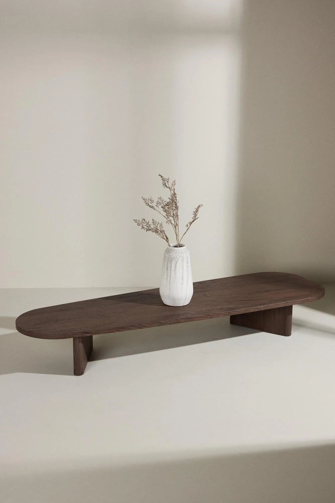 Grönvik Sofatisch in Mokka präsentiert im Onlineshop von KAQTU Design AG. Beistelltisch ist von Venture Home