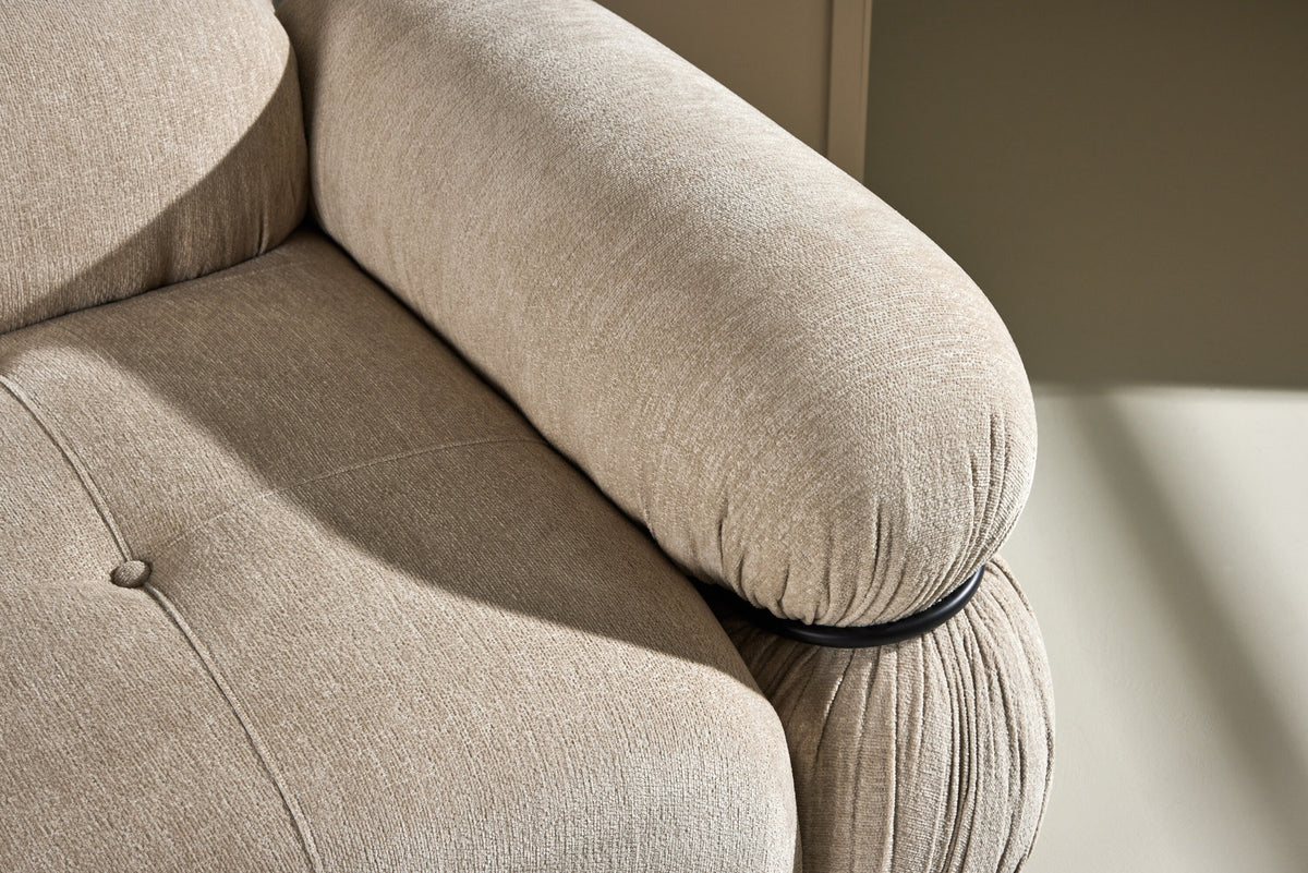 Mika modulares Sofa Rechts in Beige präsentiert im Onlineshop von KAQTU Design AG. Modulares Sofa ist von Venture Home